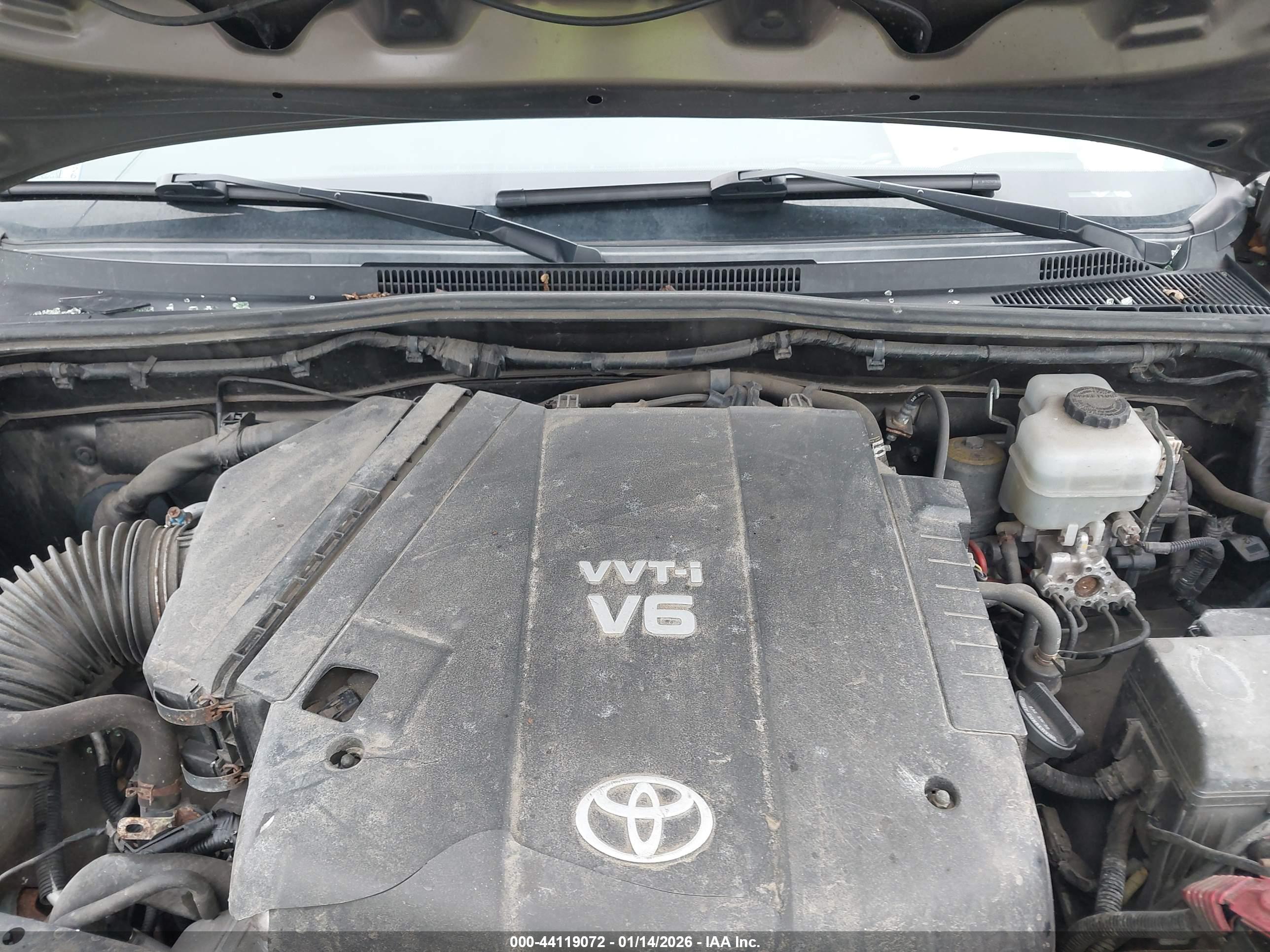 TOYOTA TACOMA image 10
