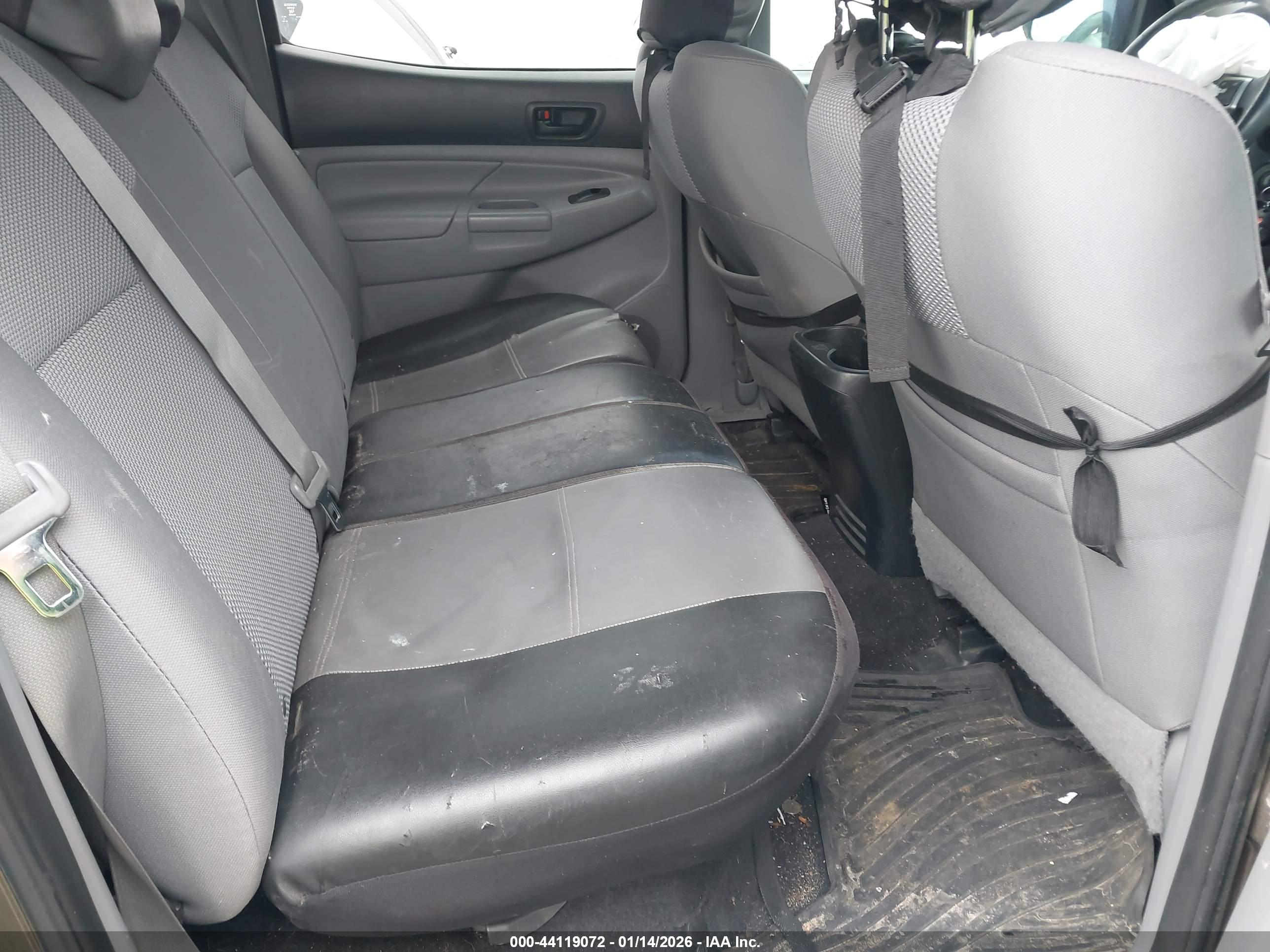 TOYOTA TACOMA image 8