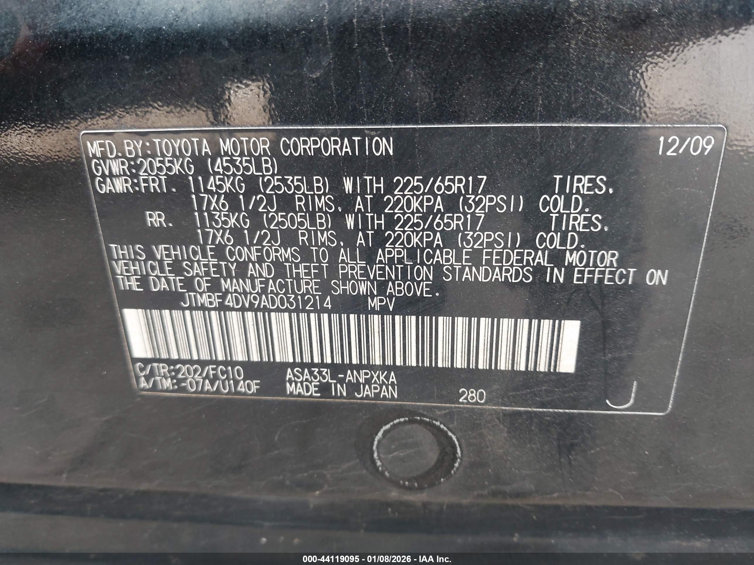 TOYOTA RAV4 image 9