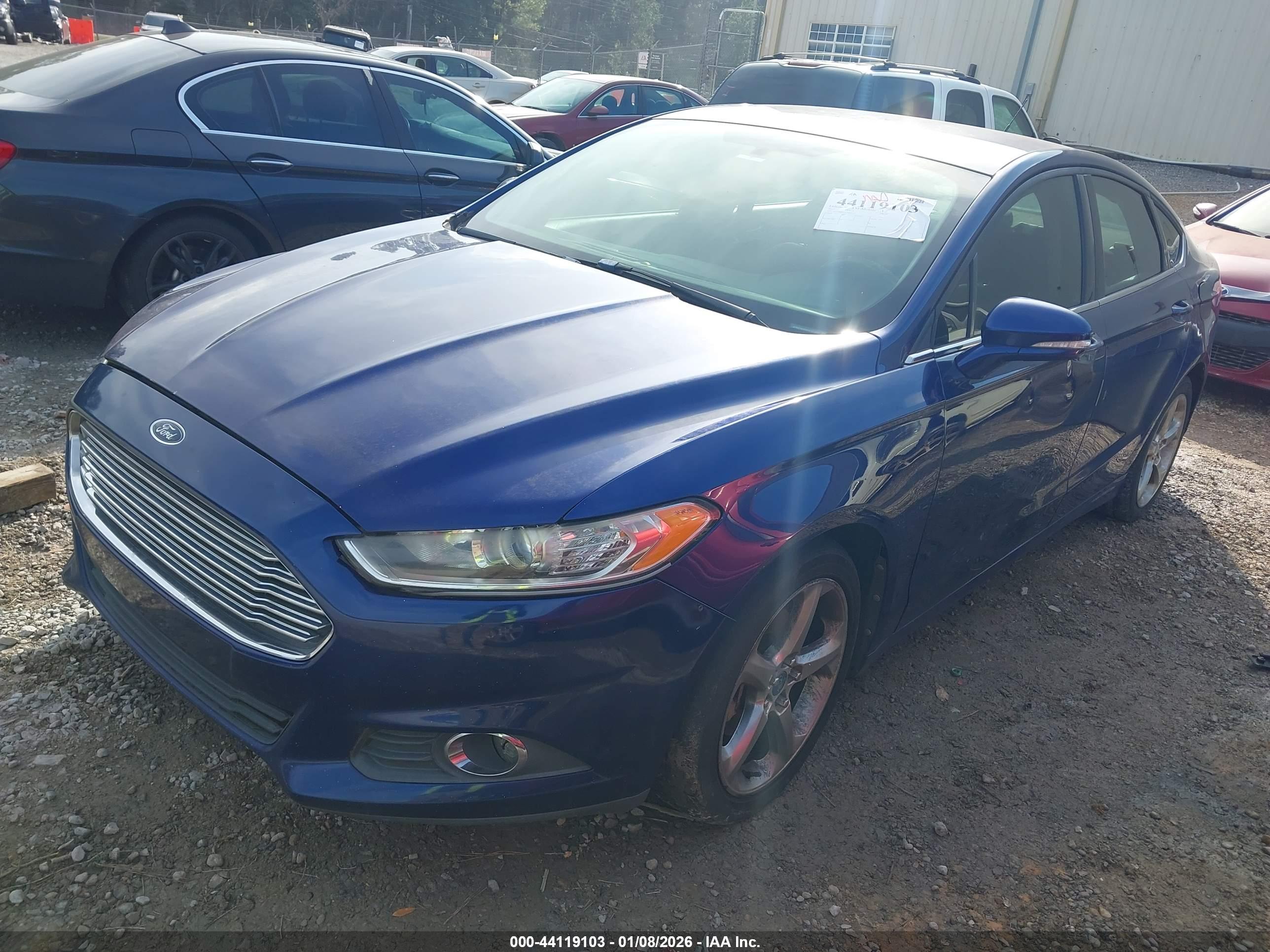 FORD FUSION image 2