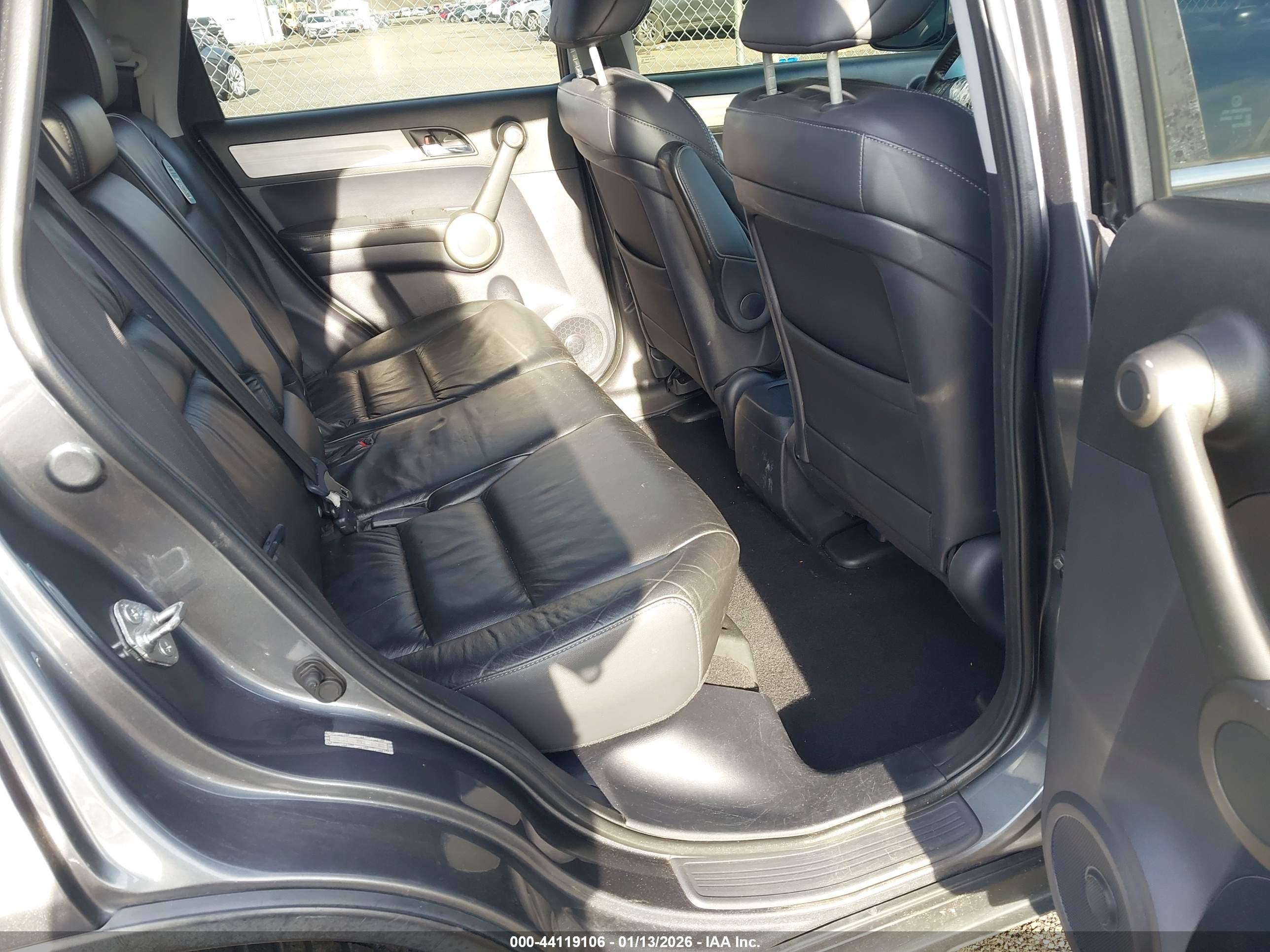 HONDA CR-V image 8
