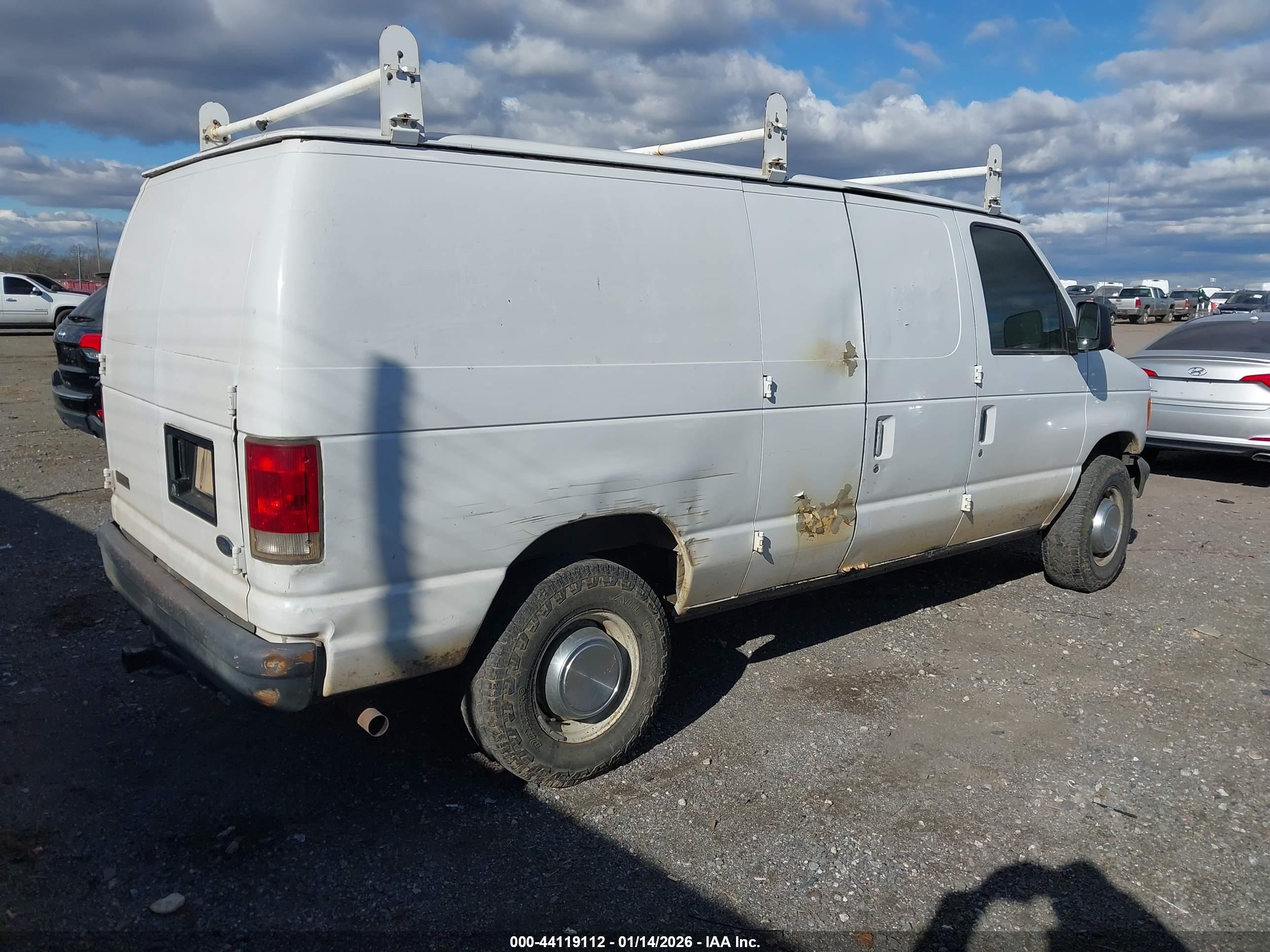 FORD E-250 image 4