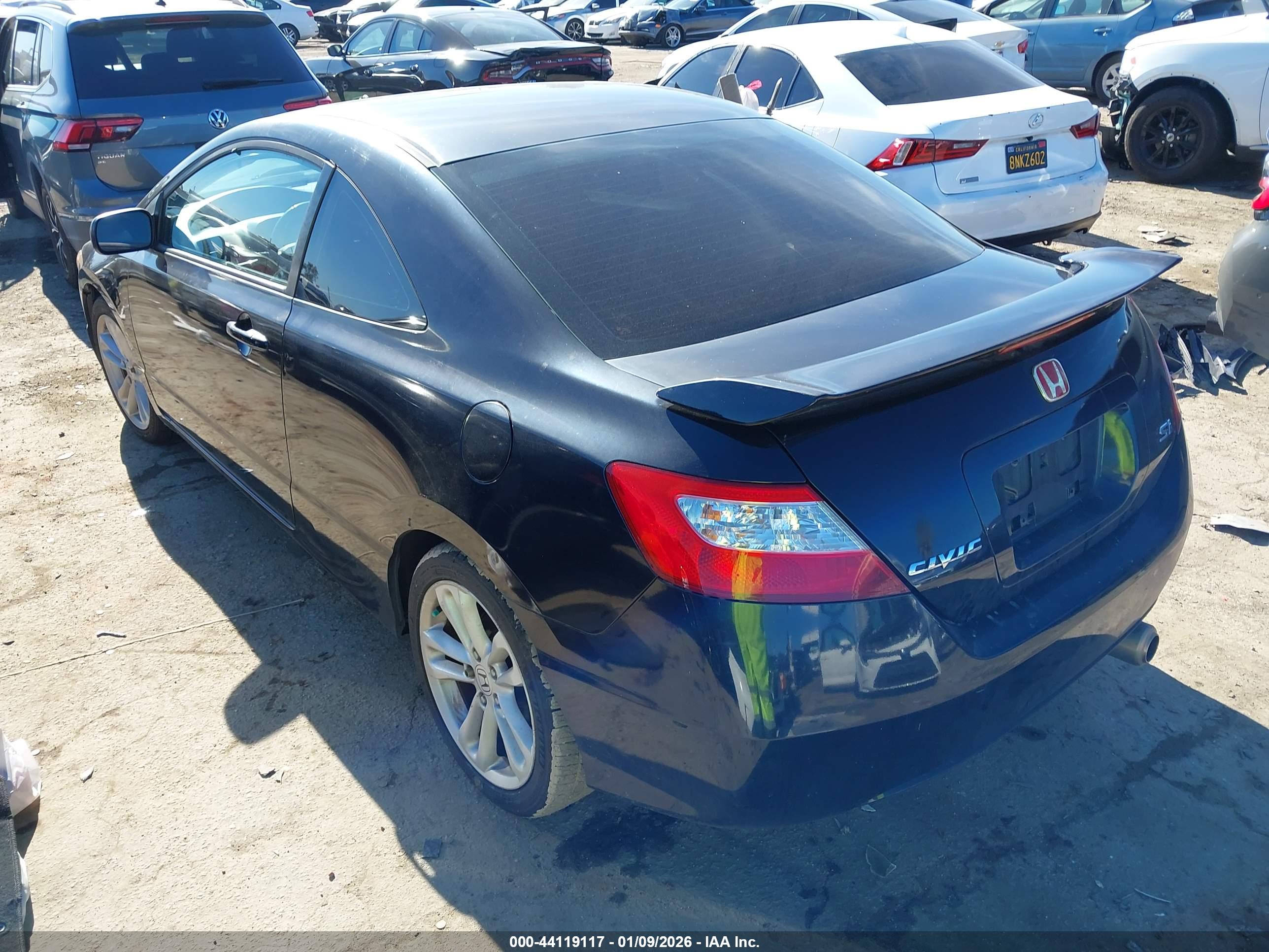 HONDA CIVIC image 3
