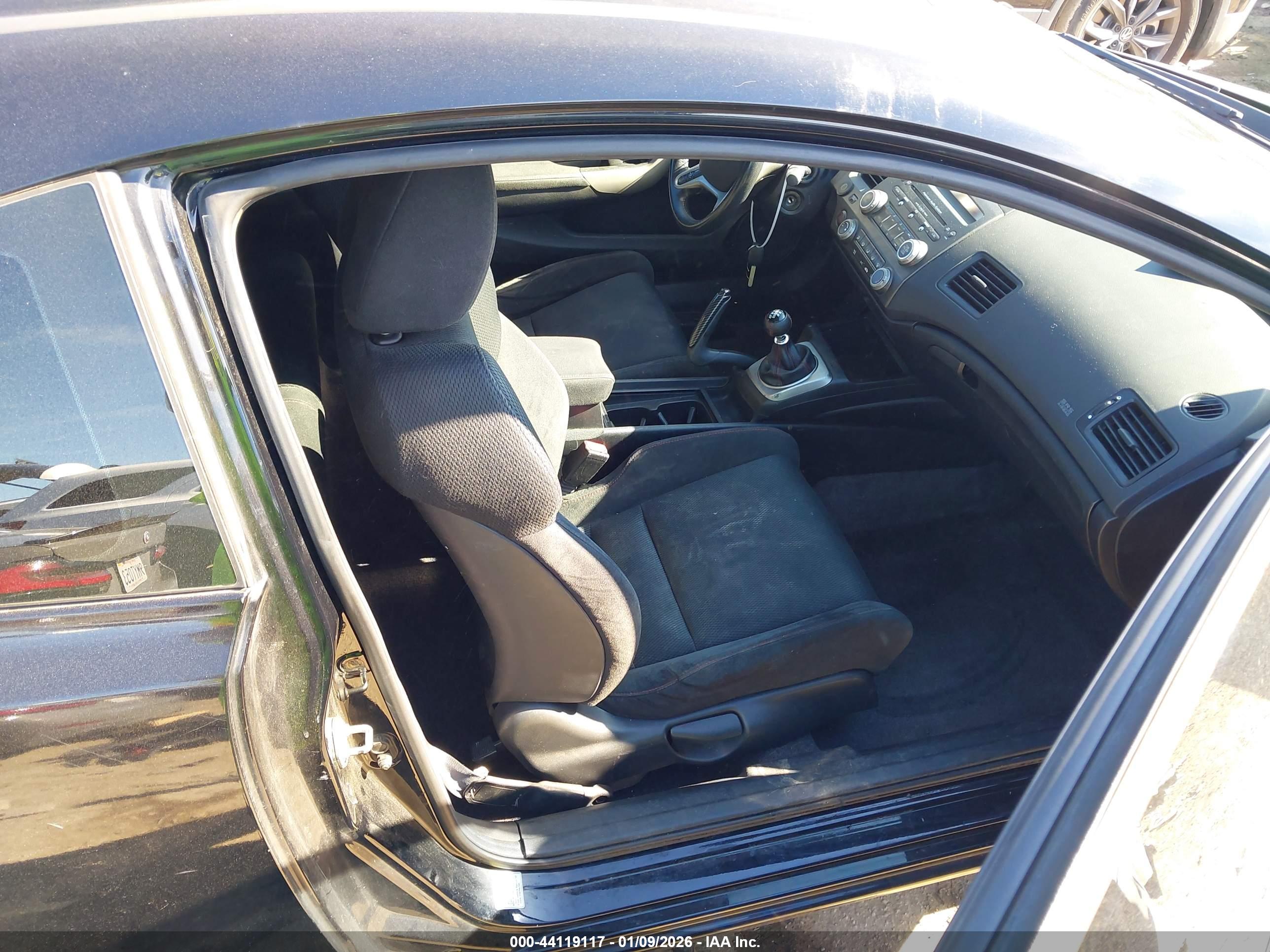 HONDA CIVIC image 5