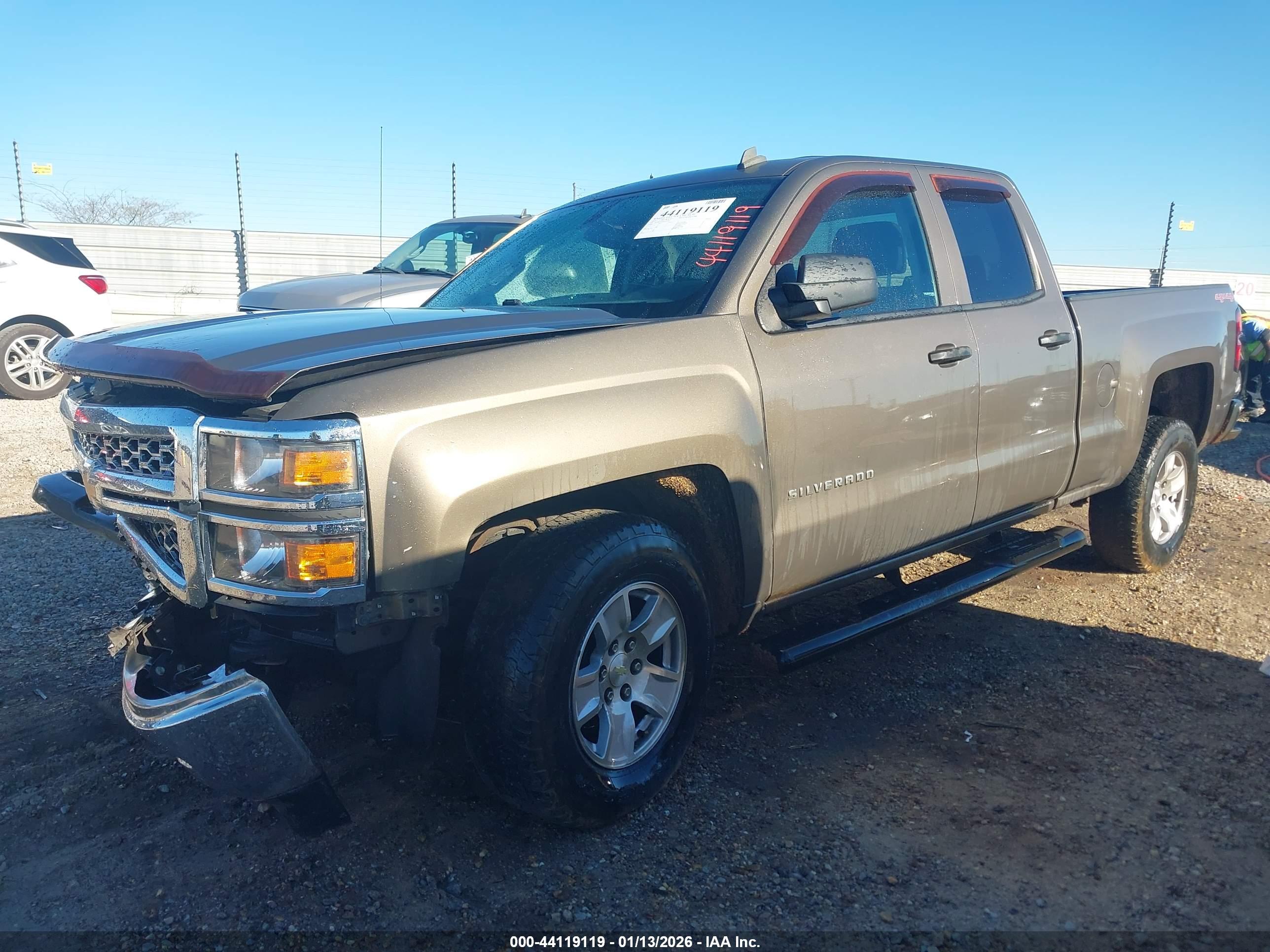 CHEVROLET SILVERADO image 2