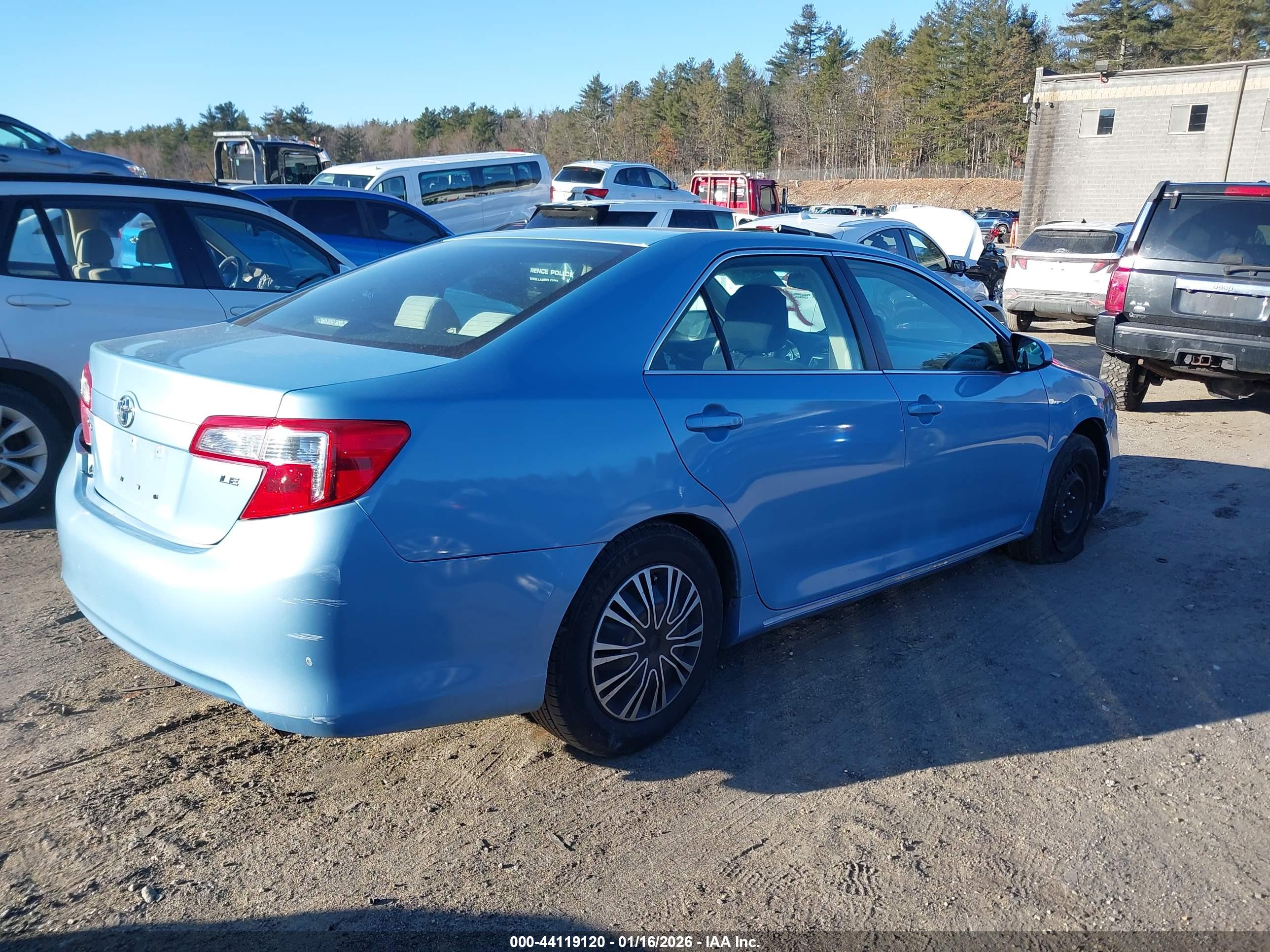 TOYOTA CAMRY image 4