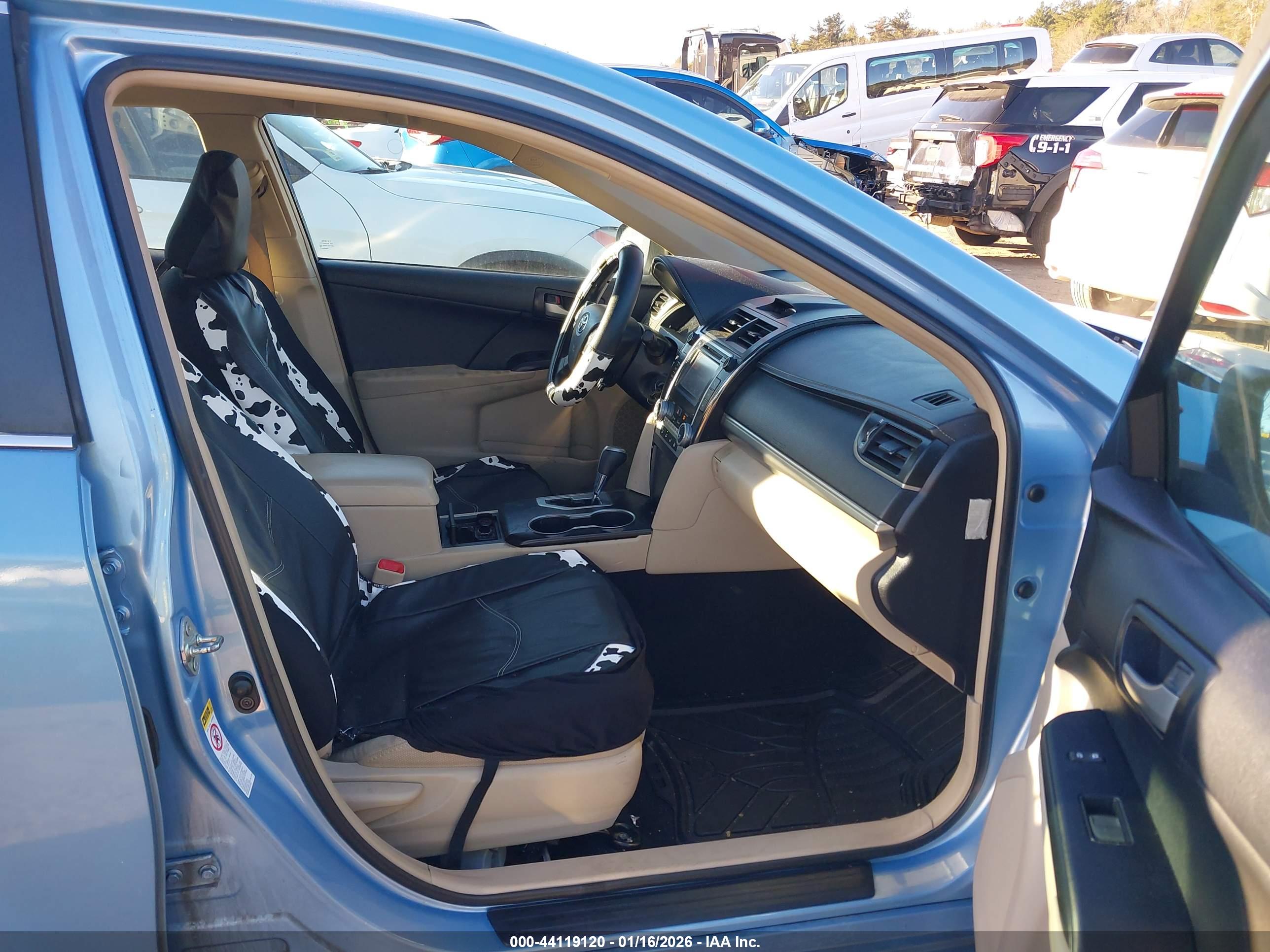 TOYOTA CAMRY image 5