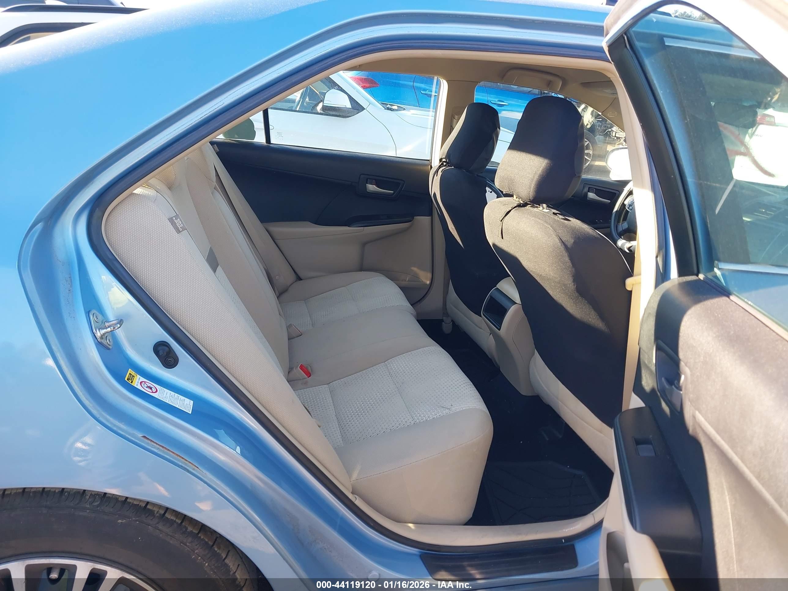 TOYOTA CAMRY image 8