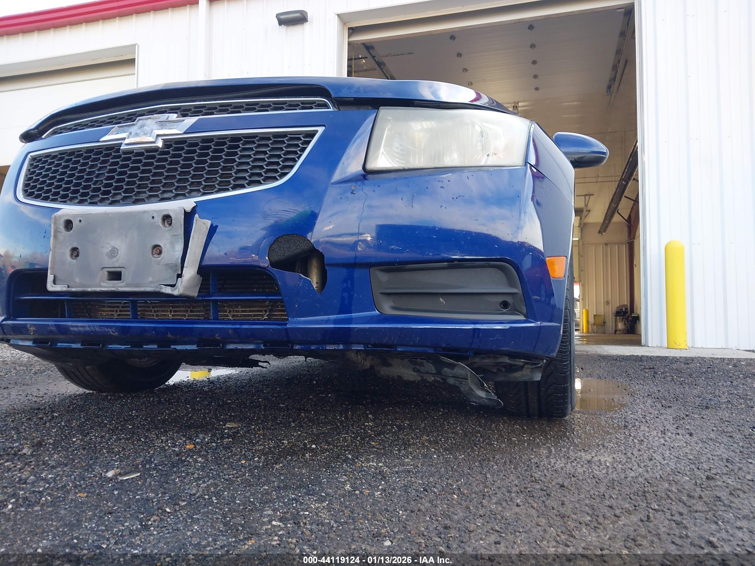 CHEVROLET CRUZE image 6