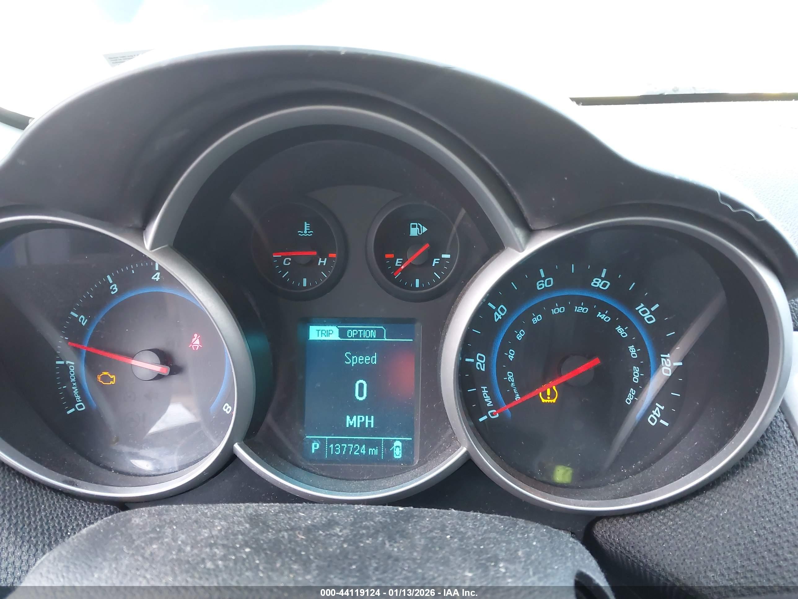CHEVROLET CRUZE image 7
