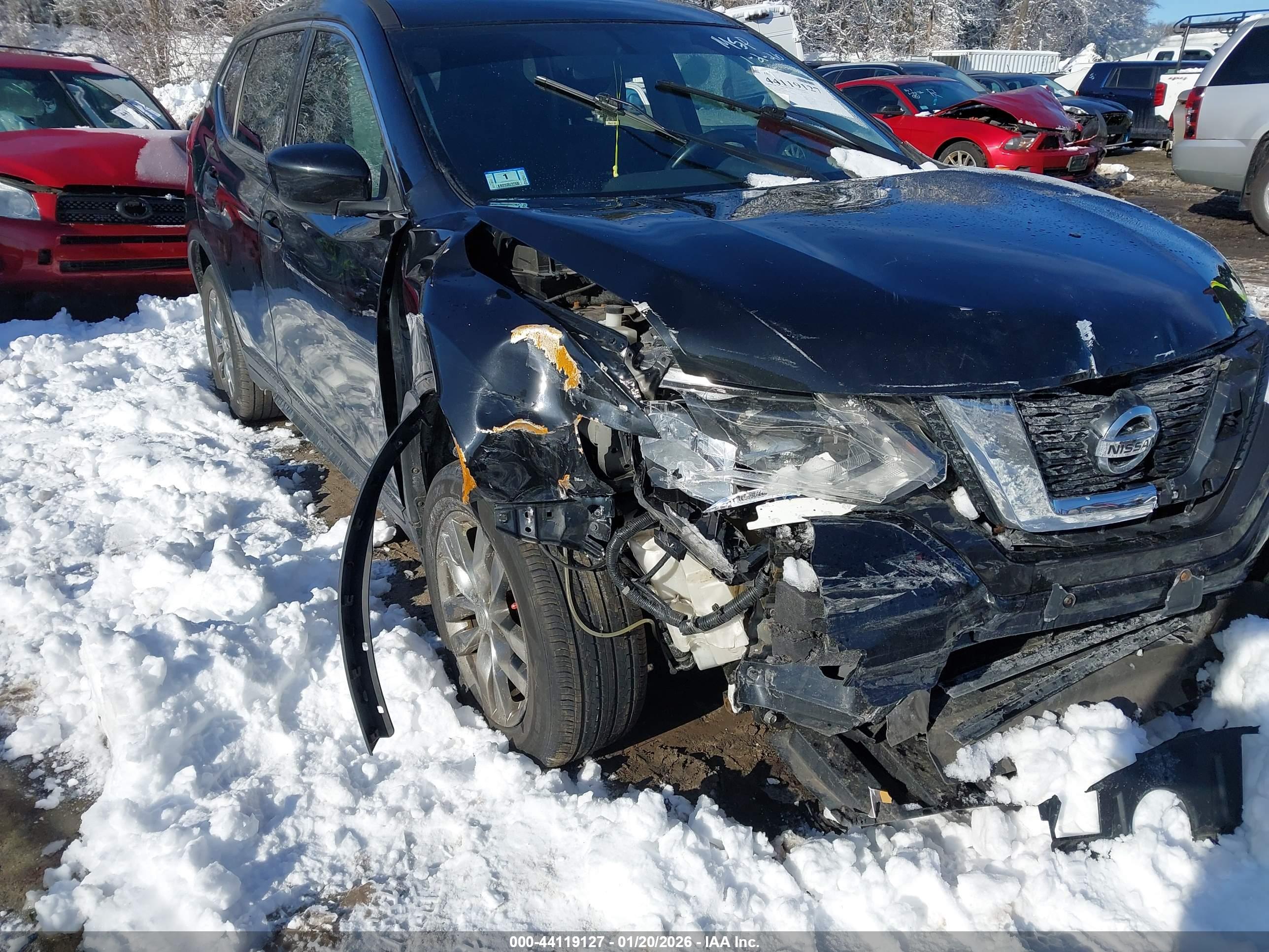 NISSAN ROGUE image 6