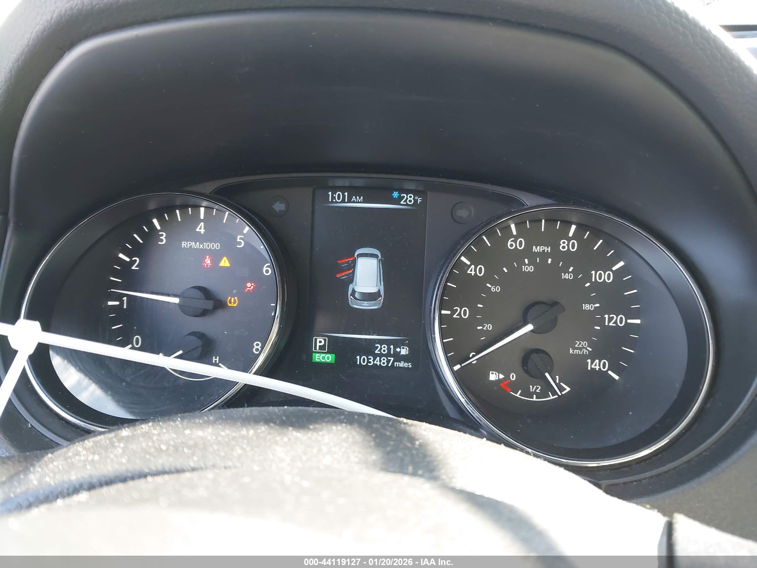 NISSAN ROGUE image 7
