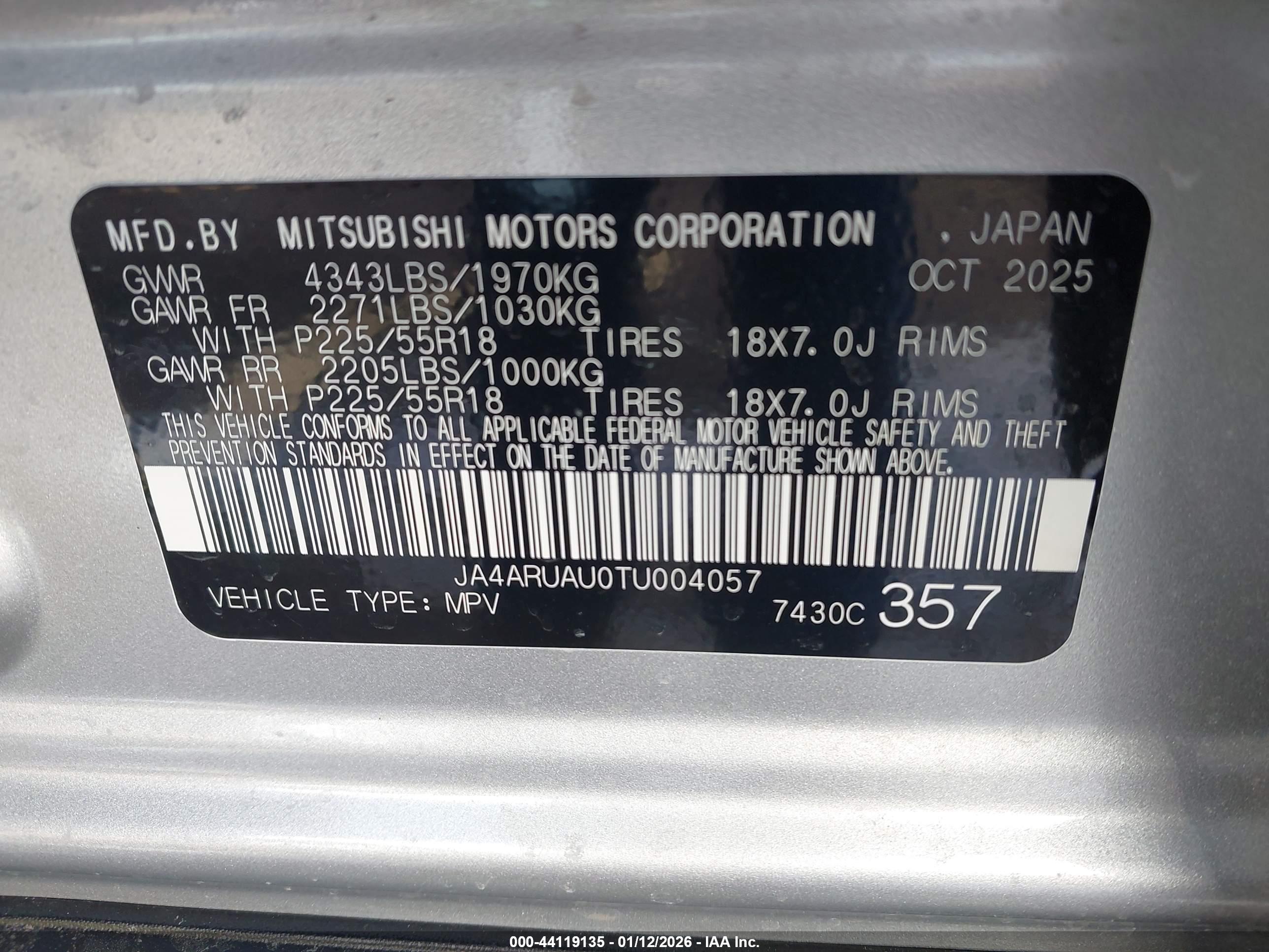 MITSUBISHI OUTLANDER image 9