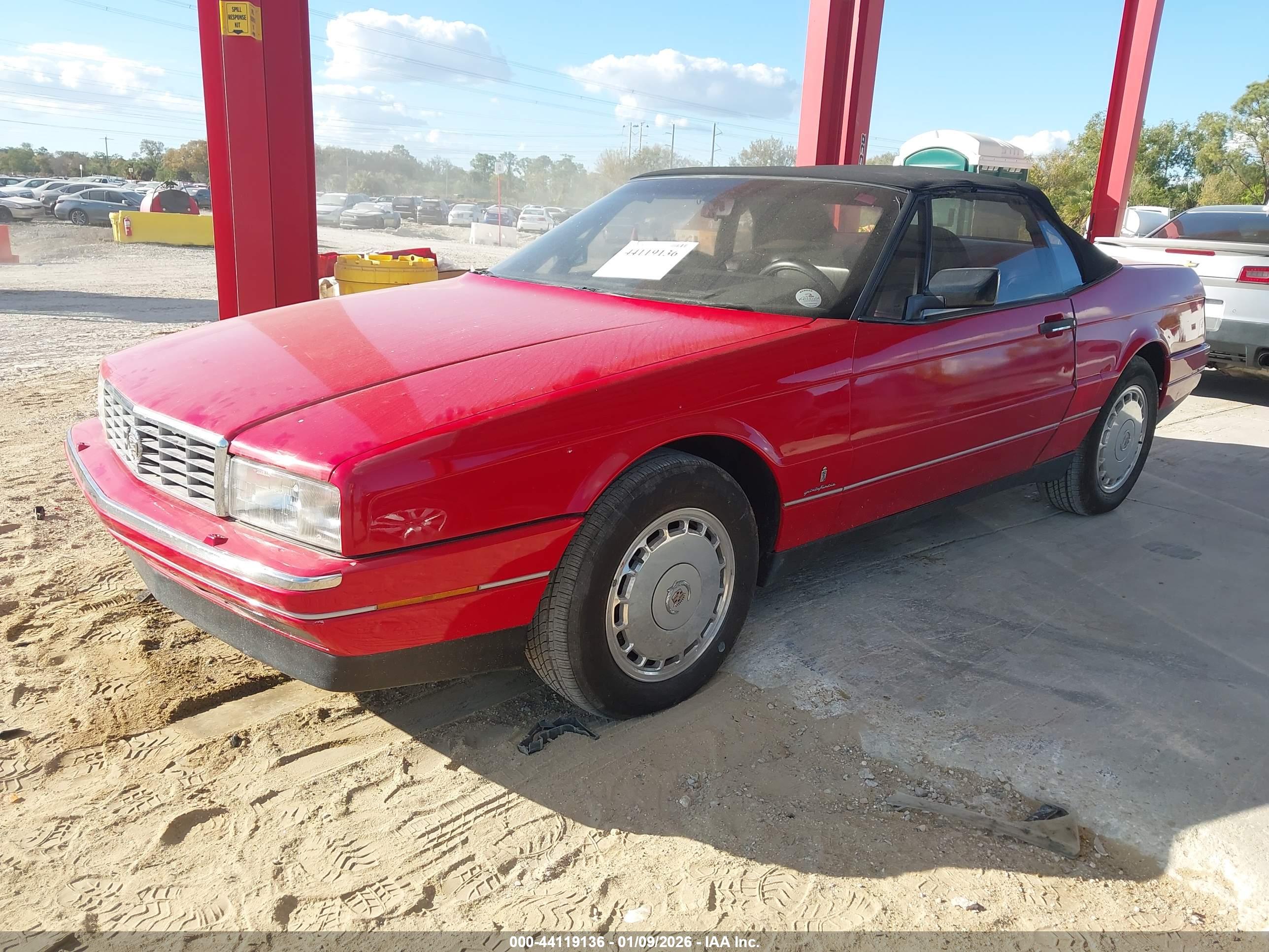CADILLAC ALLANTE image 2