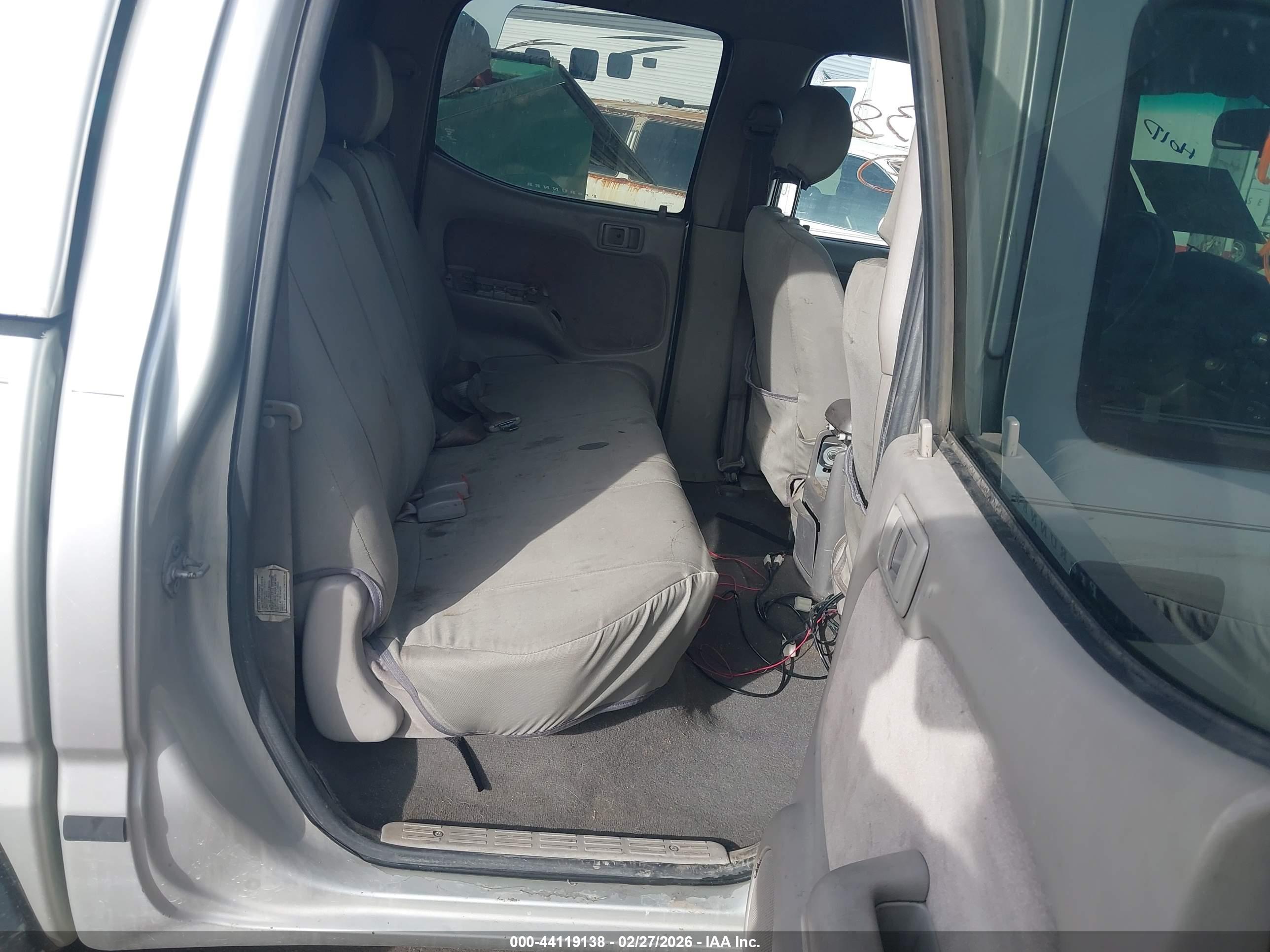 TOYOTA TACOMA image 8