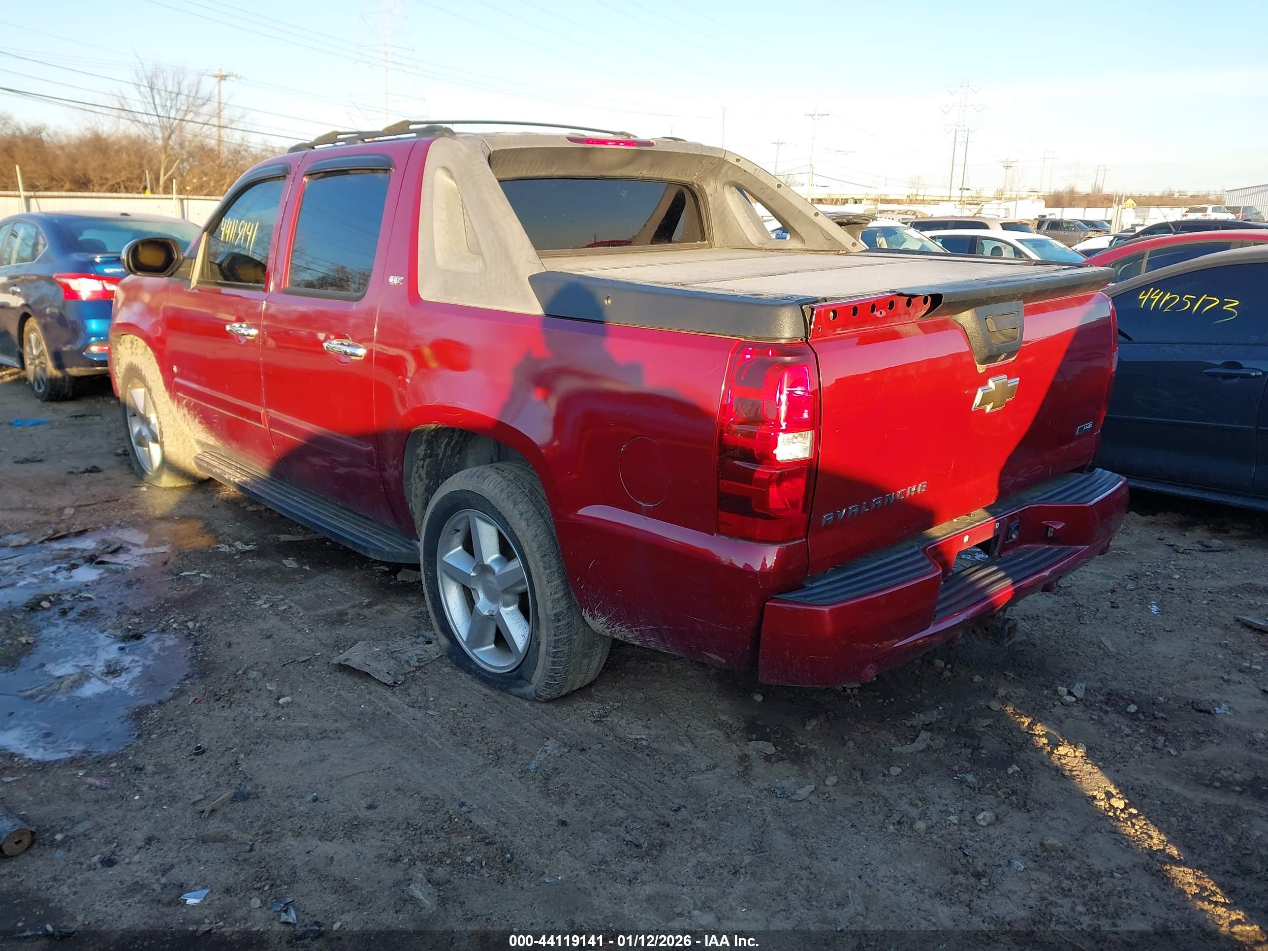 CHEVROLET AVALANCHE image 3