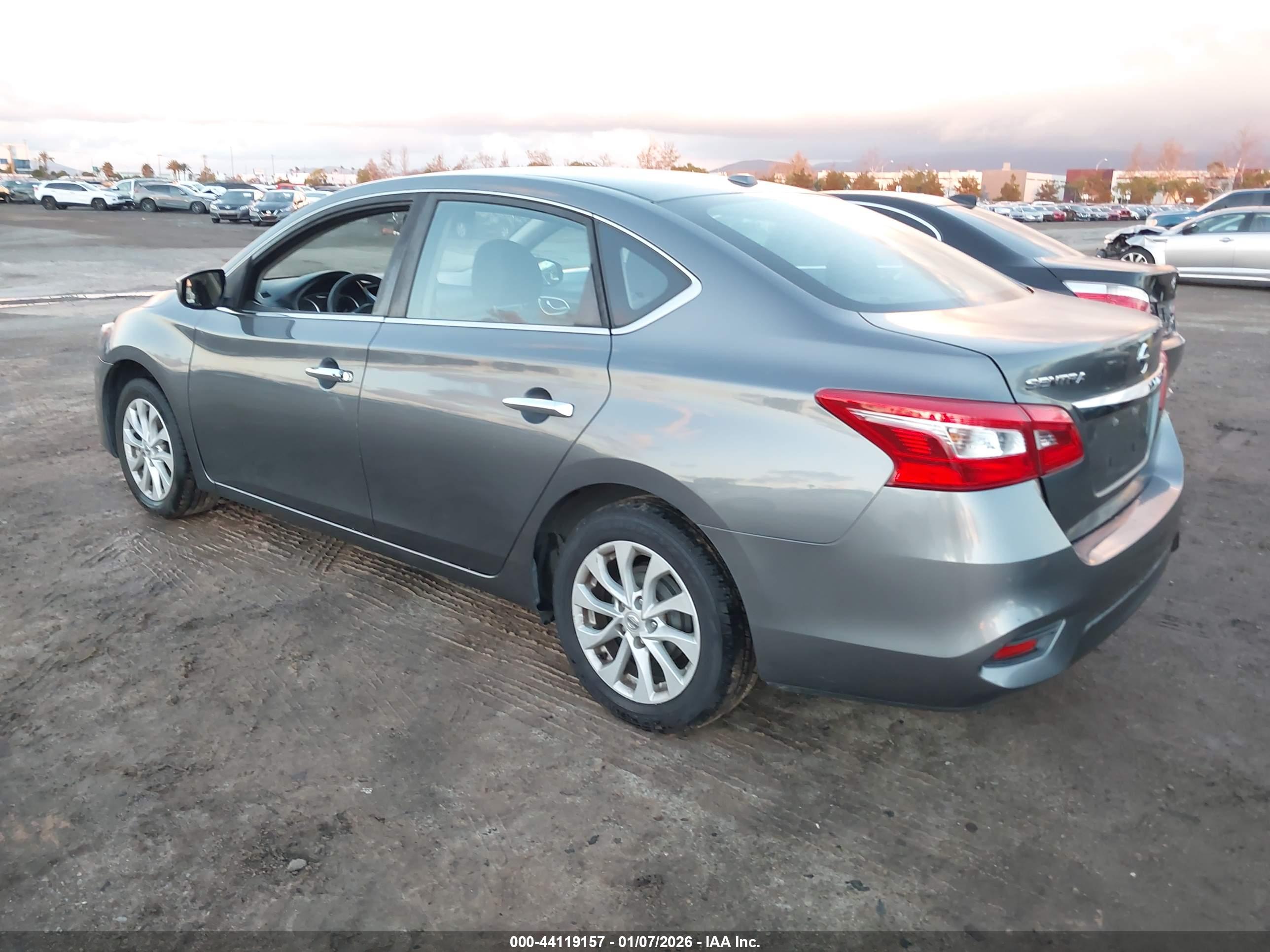 NISSAN SENTRA image 3