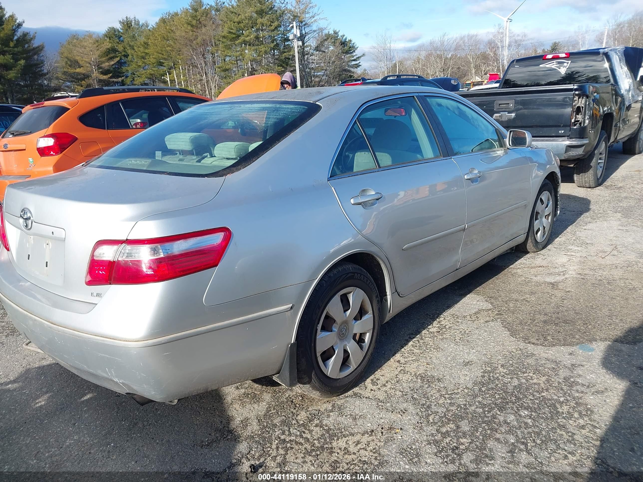 TOYOTA CAMRY image 4