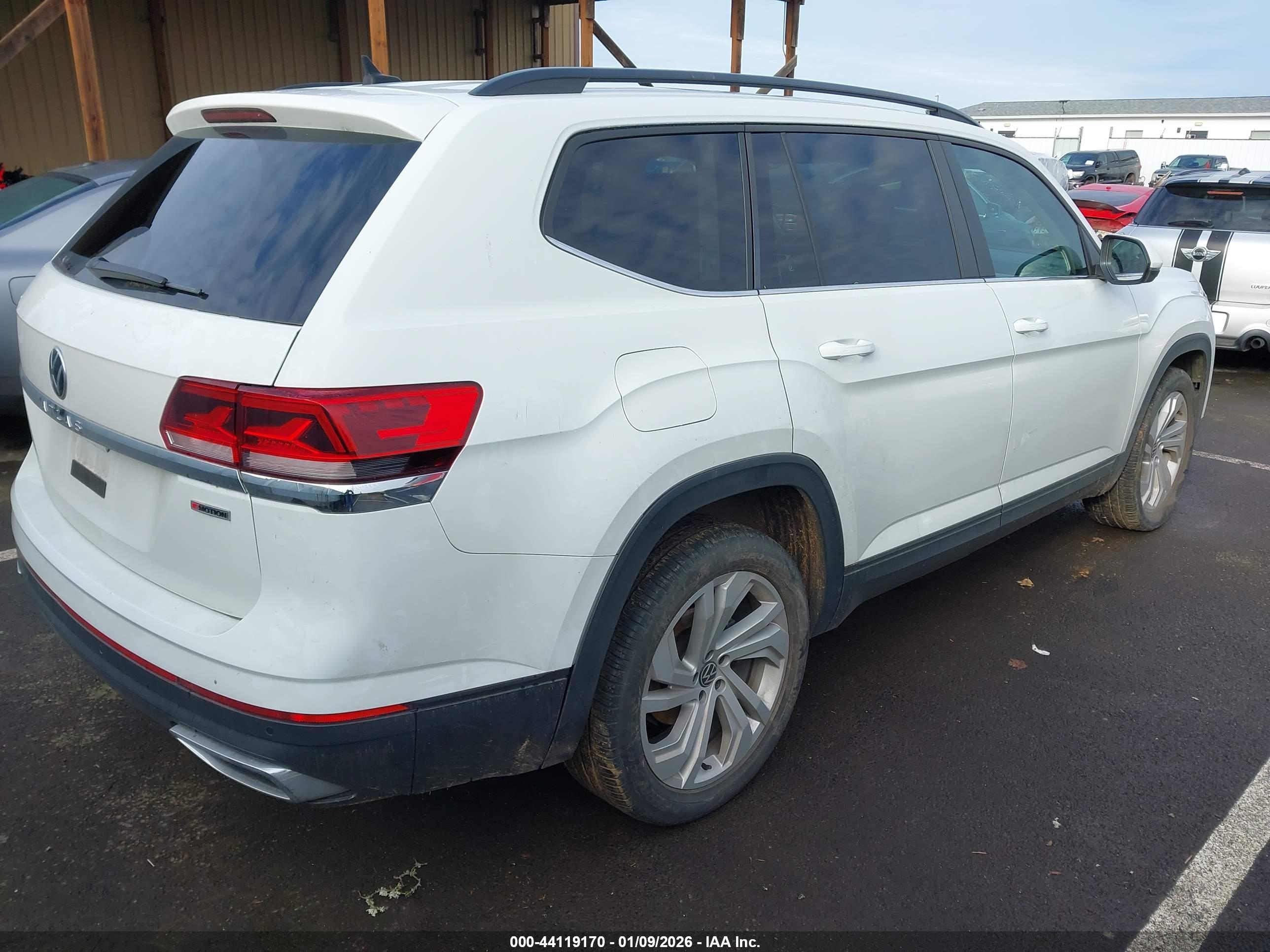 VOLKSWAGEN ATLAS image 4