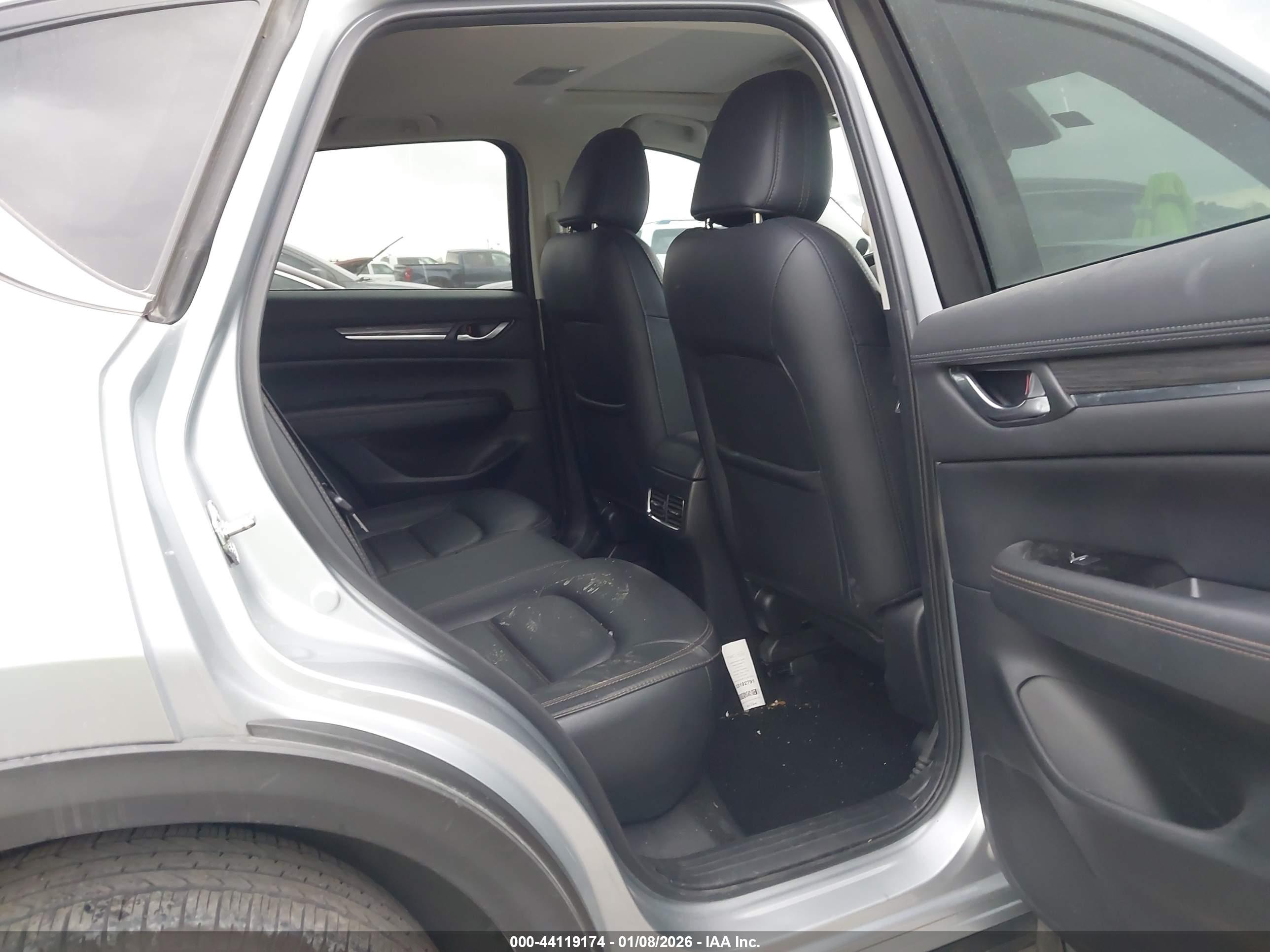 MAZDA CX-5 image 8