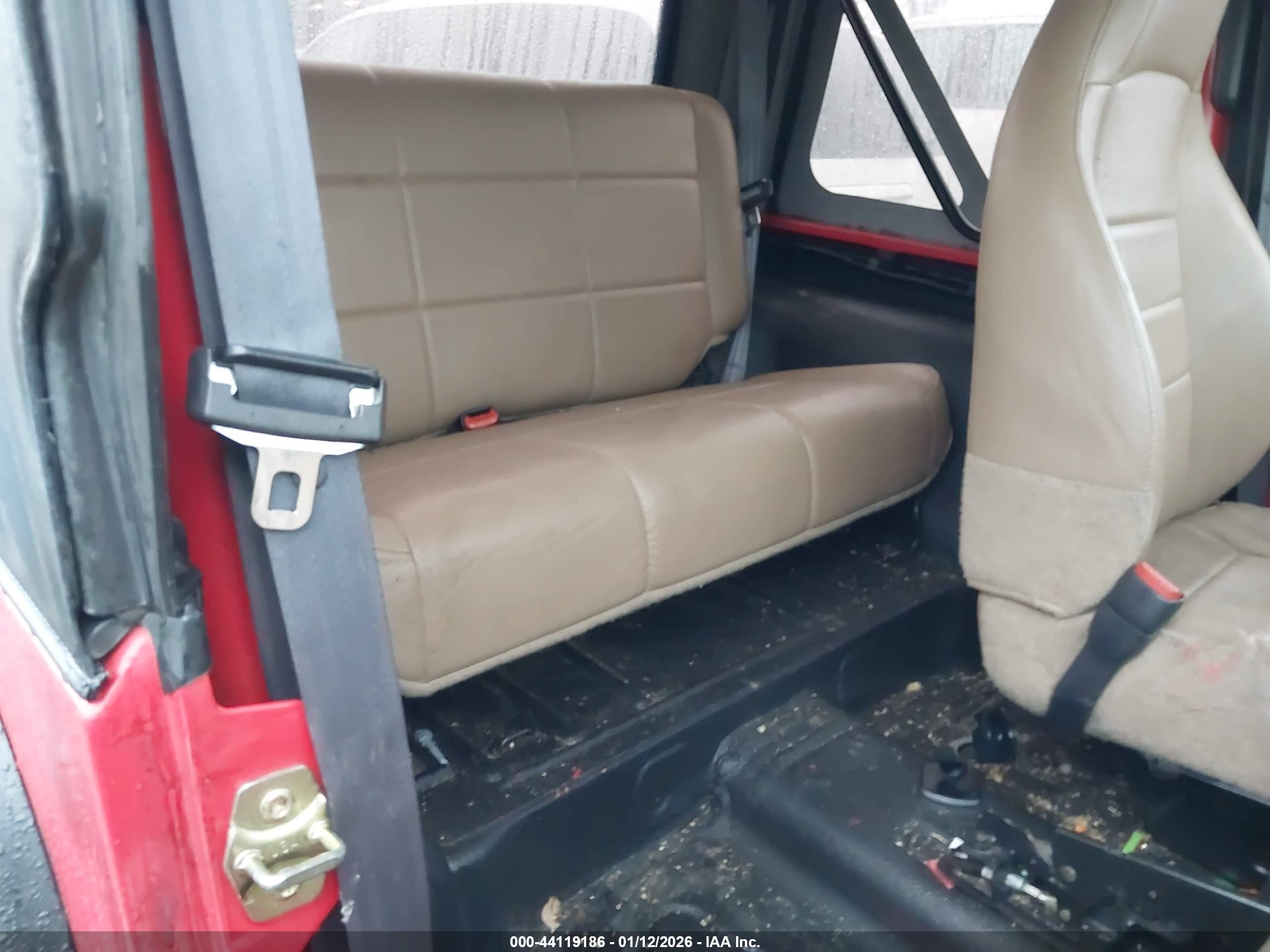 JEEP WRANGLER image 8