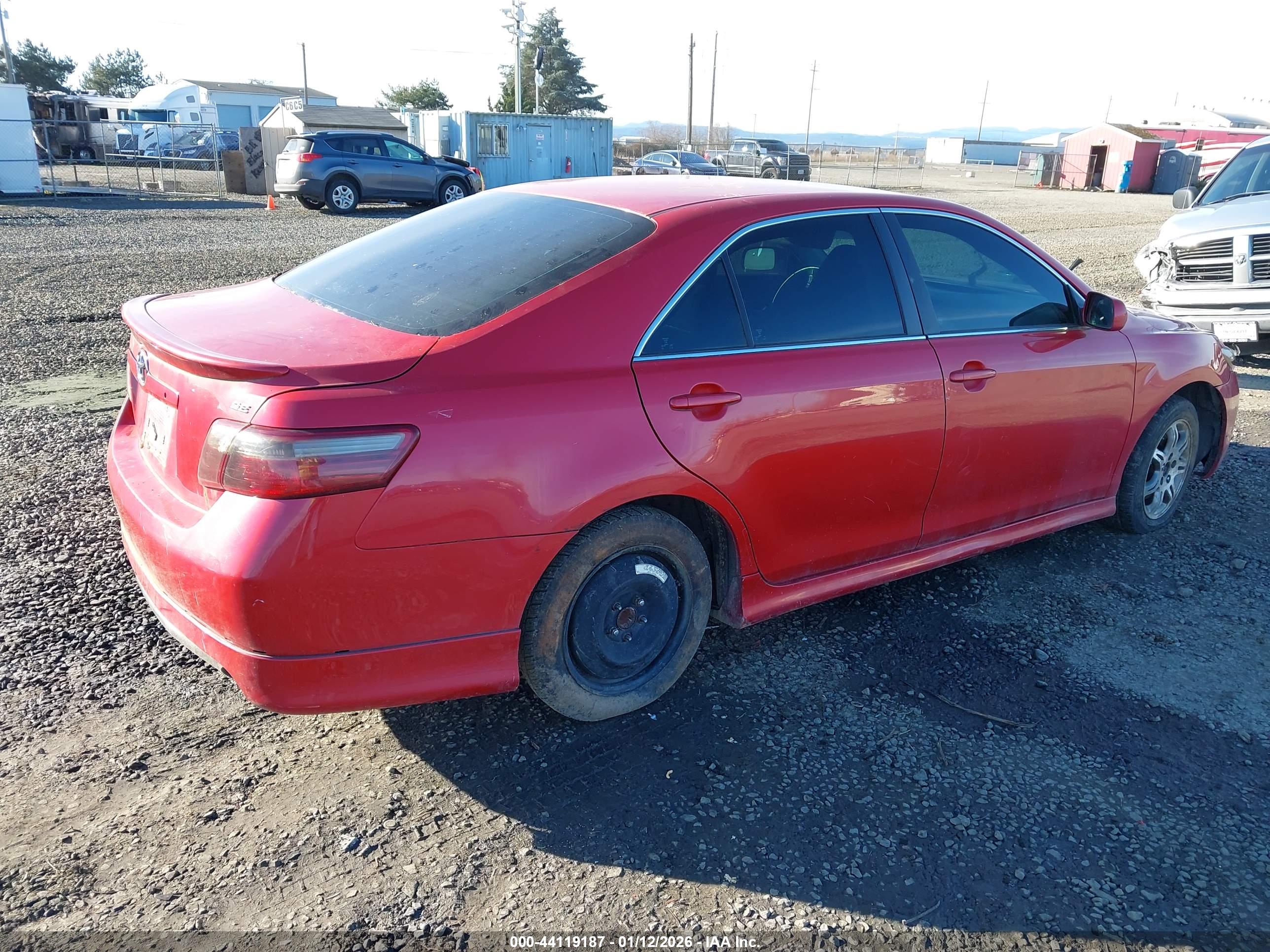 TOYOTA CAMRY image 4