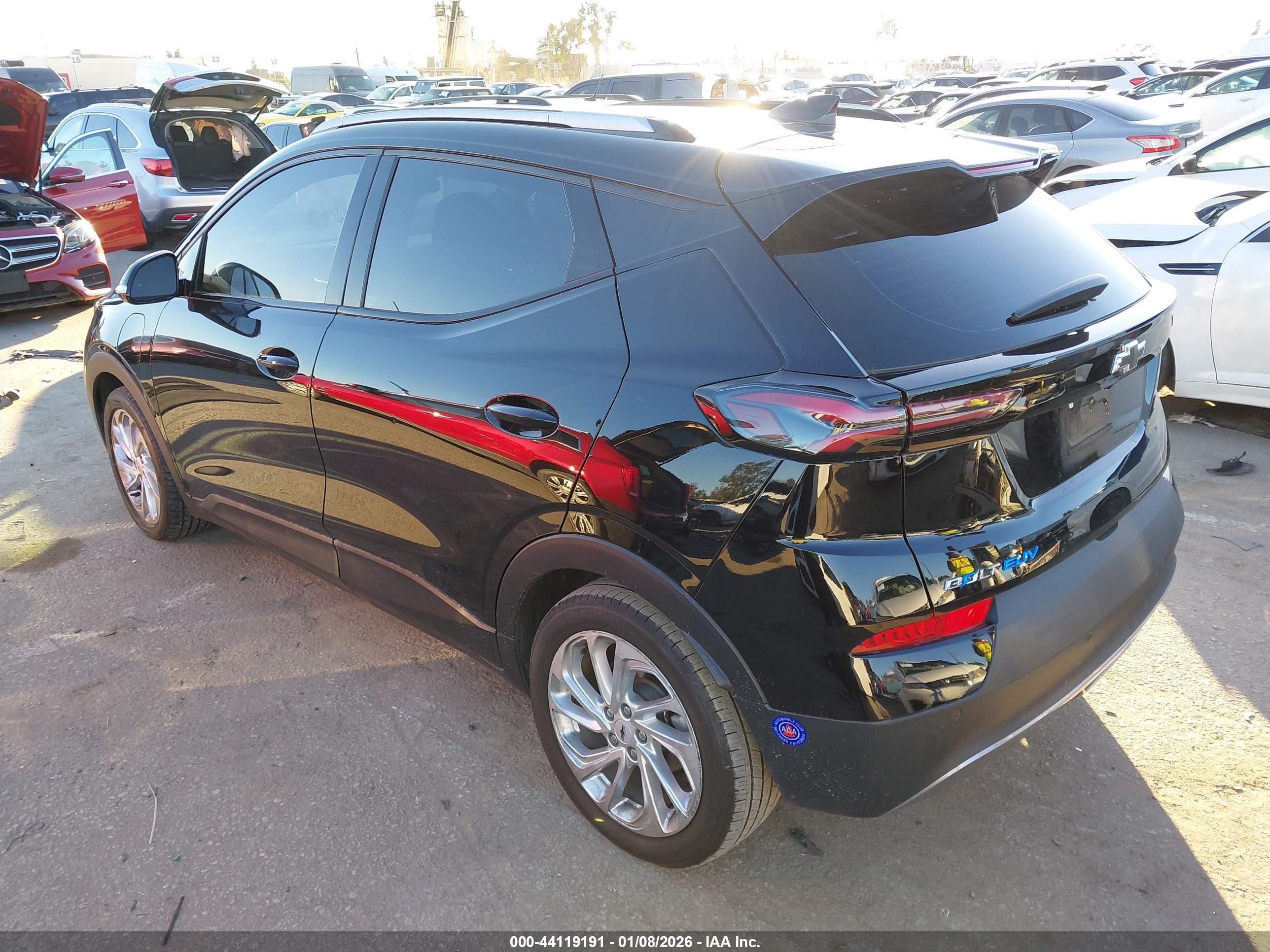 CHEVROLET BOLT image 3
