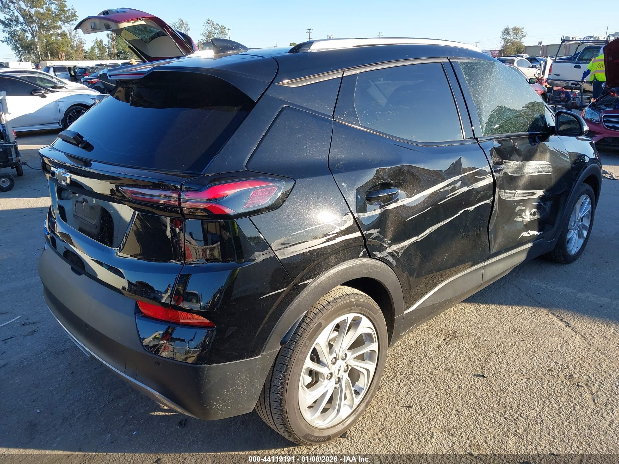 CHEVROLET BOLT image 4