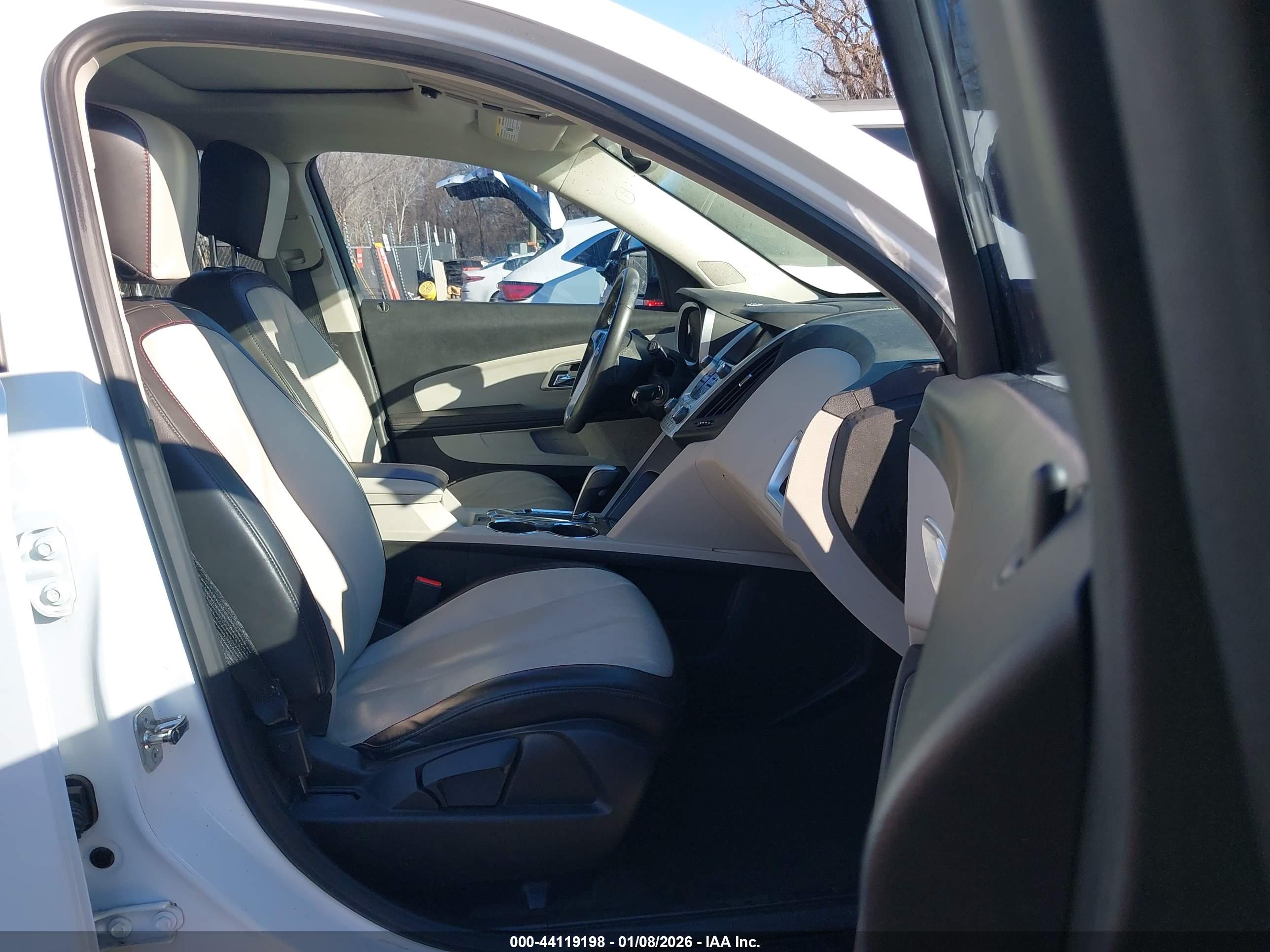 CHEVROLET EQUINOX image 5
