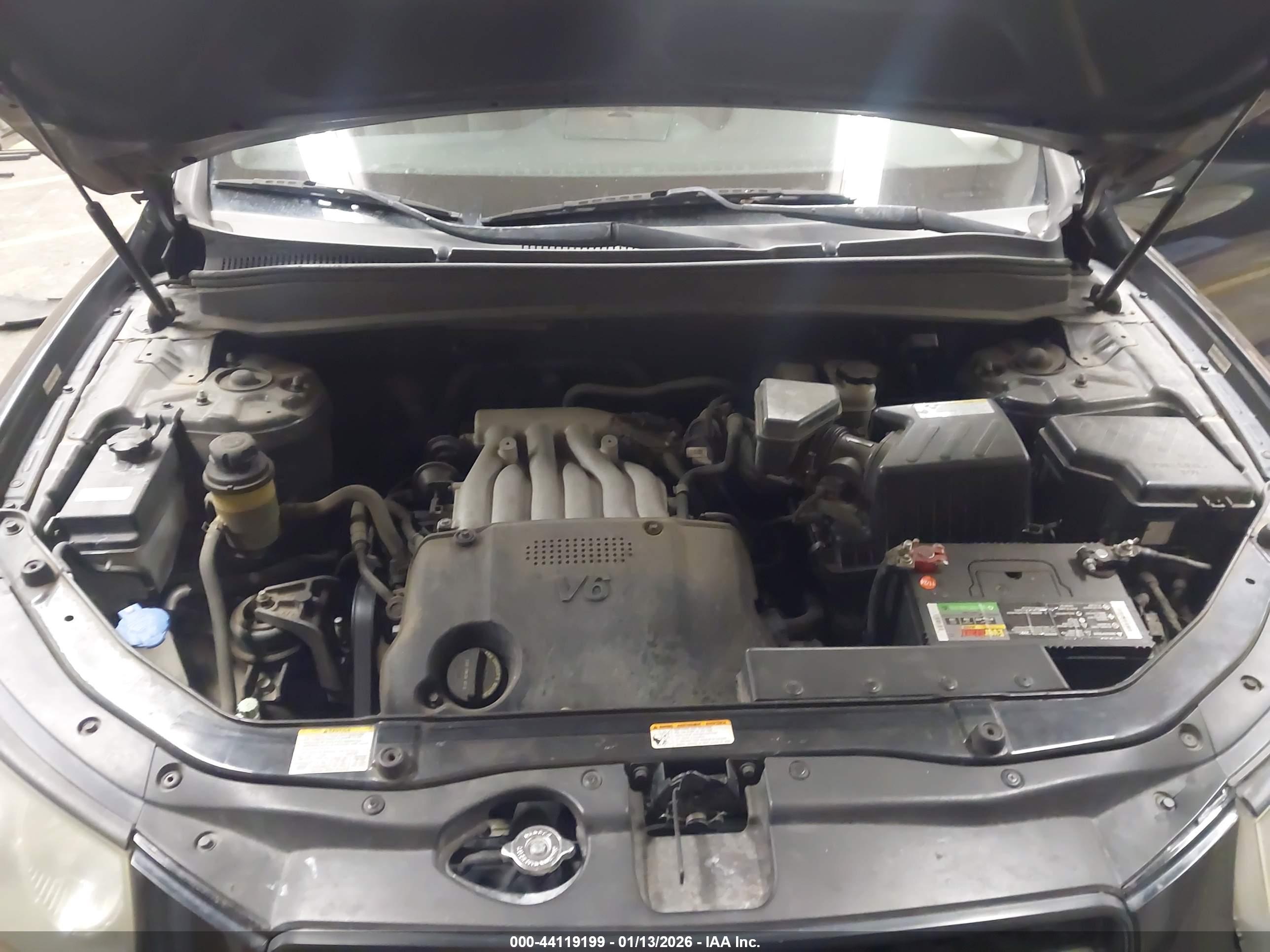HYUNDAI SANTA image 10
