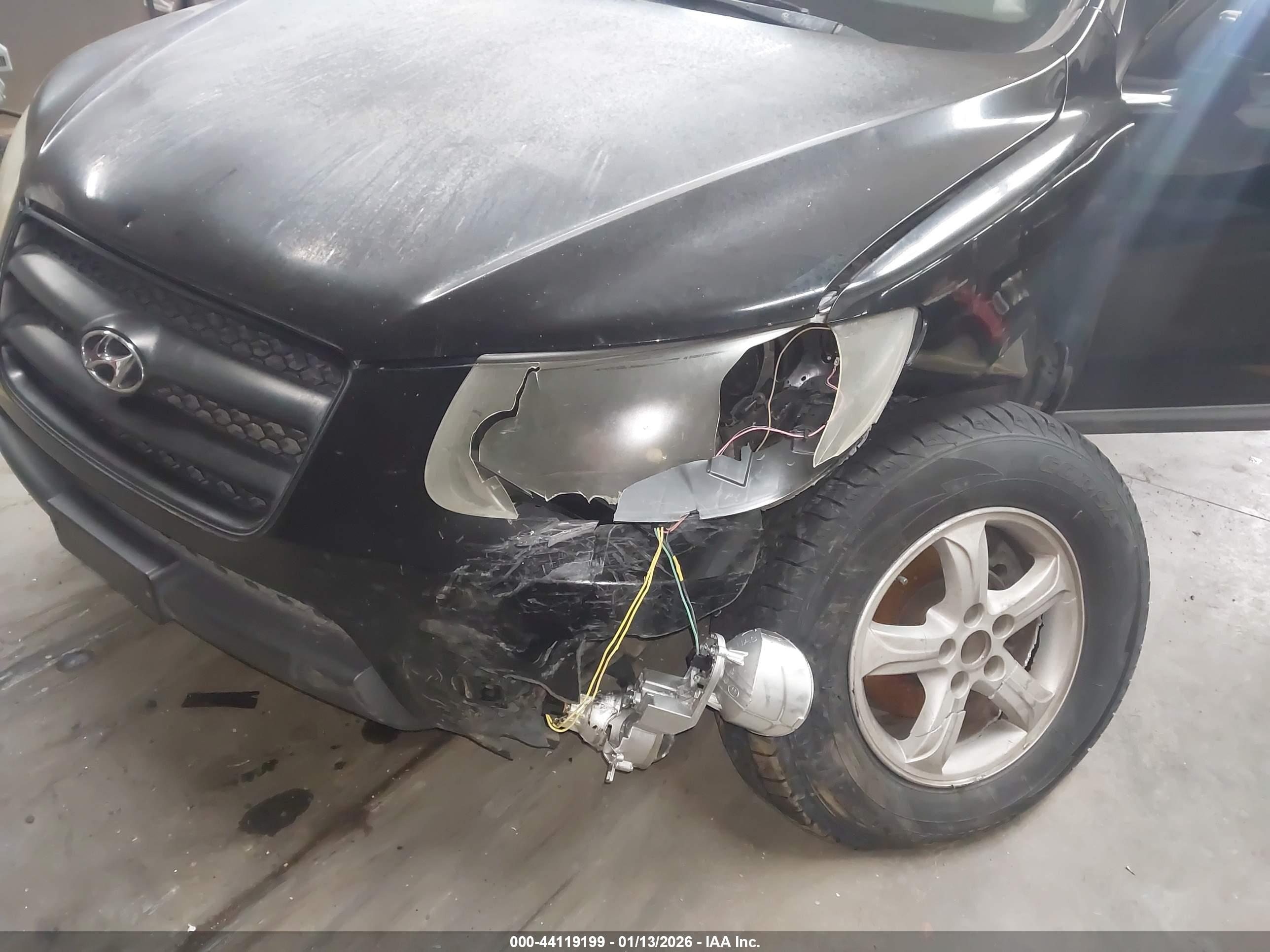 HYUNDAI SANTA image 6