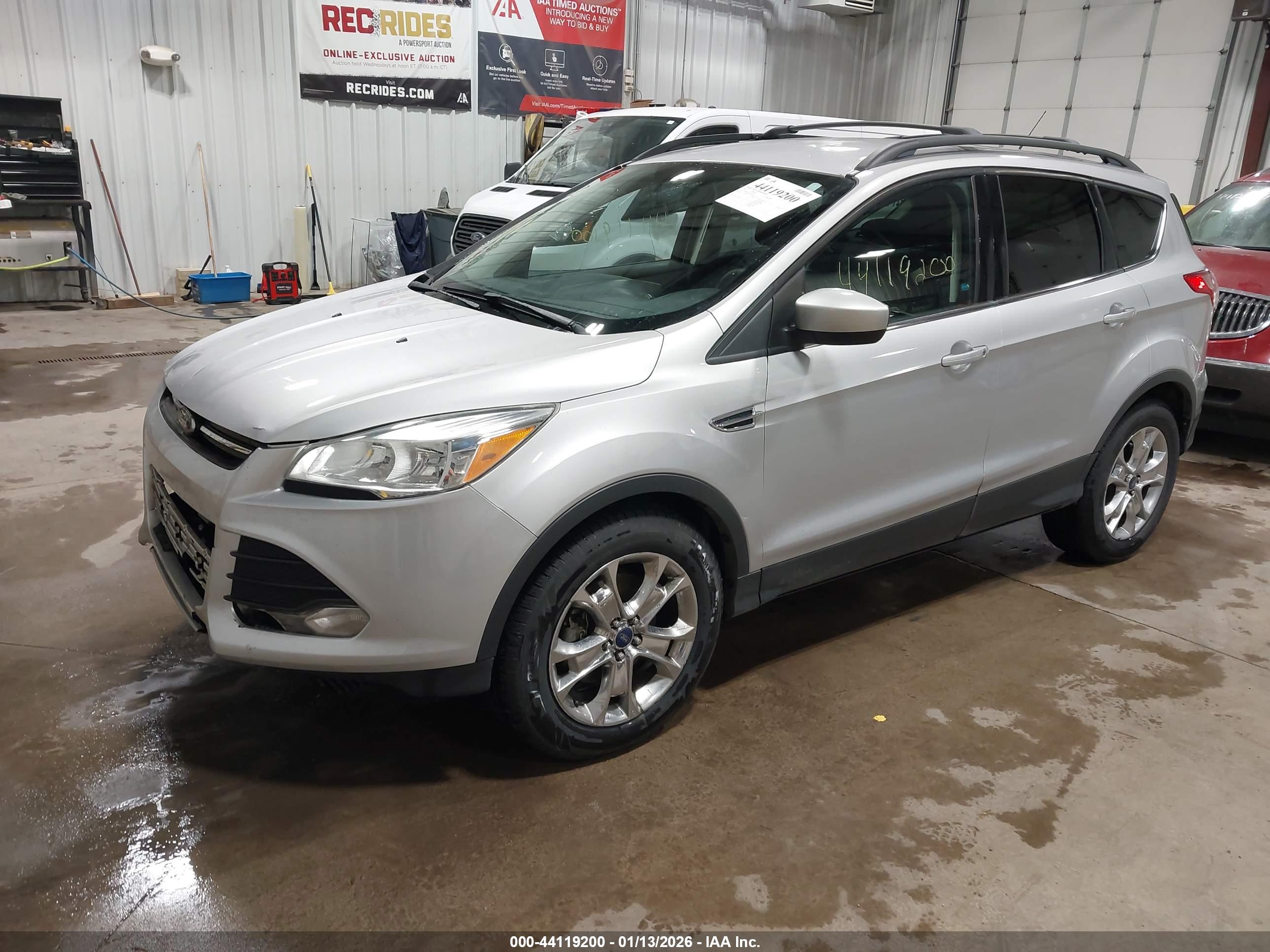 FORD ESCAPE image 2
