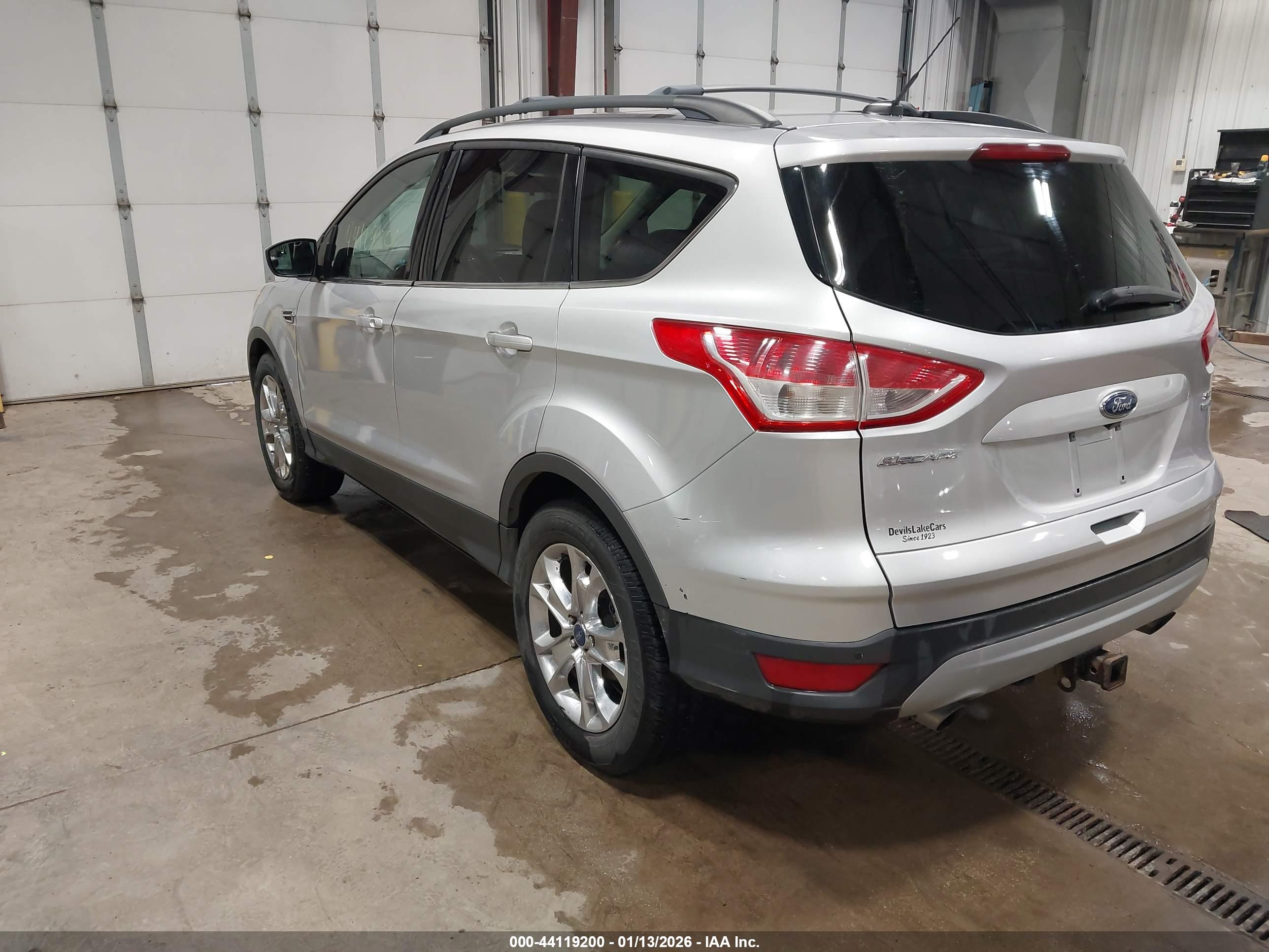 FORD ESCAPE image 3