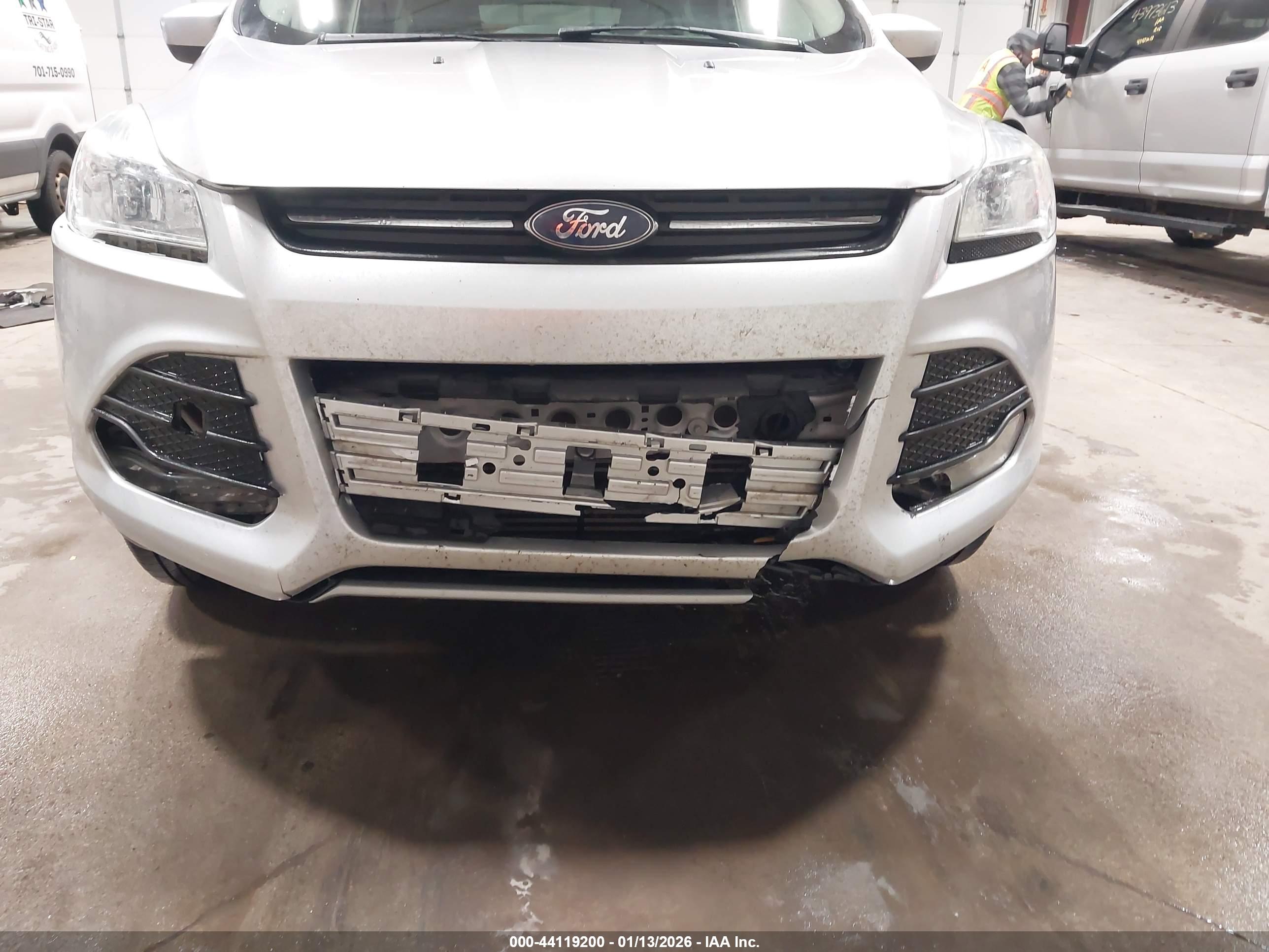 FORD ESCAPE image 6