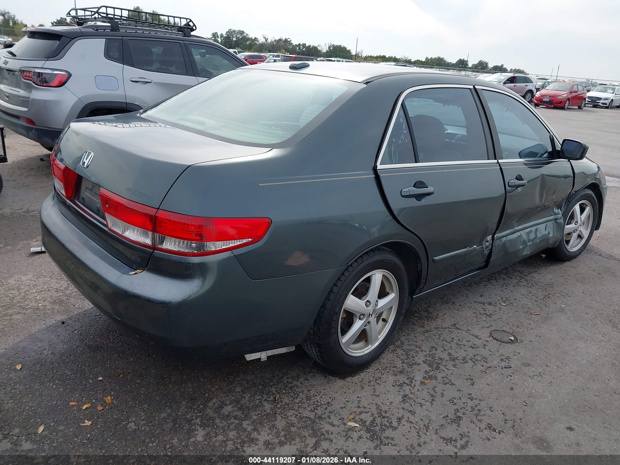 HONDA ACCORD image 4