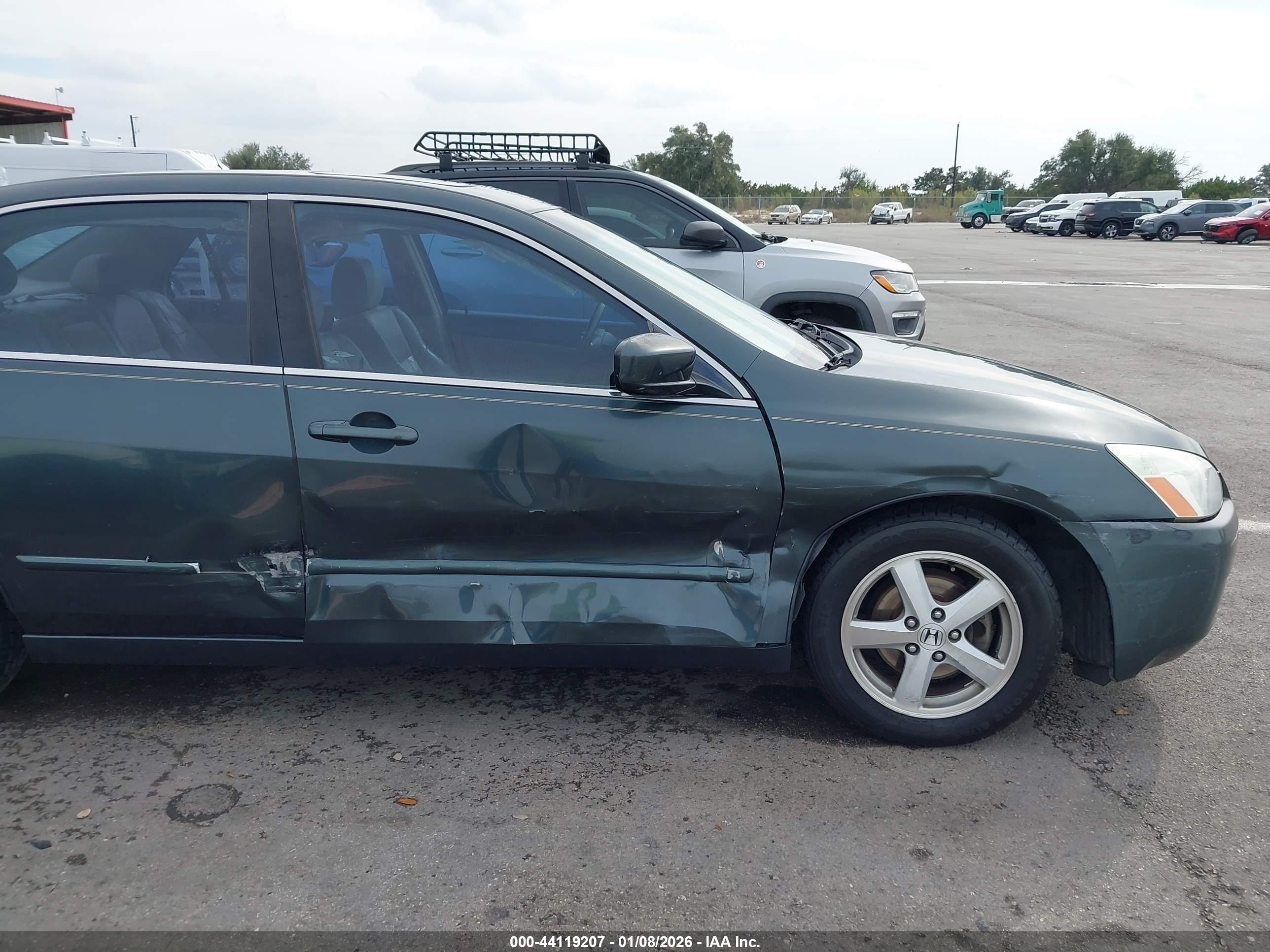 HONDA ACCORD image 6