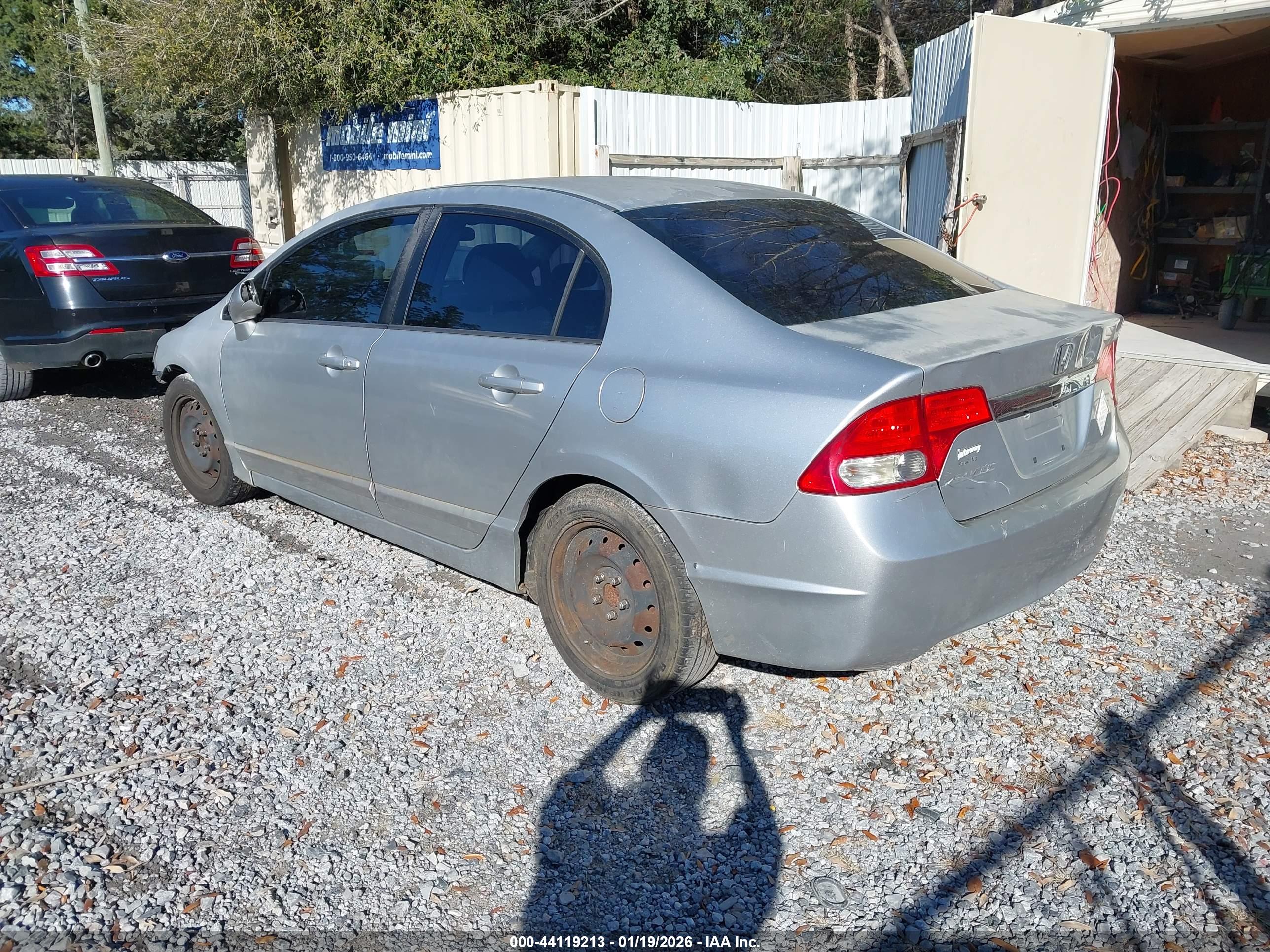 HONDA CIVIC image 3