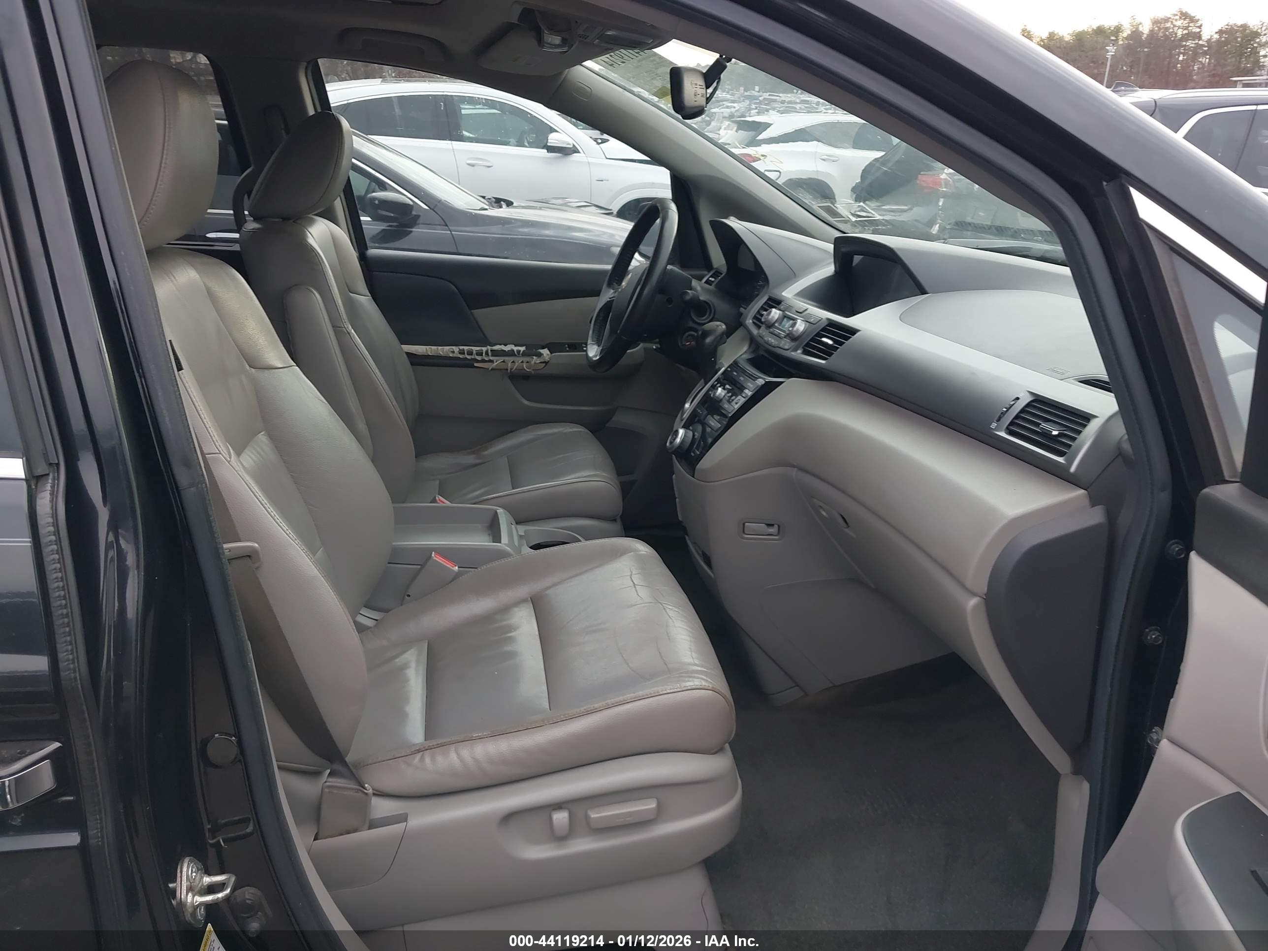 HONDA ODYSSEY image 5