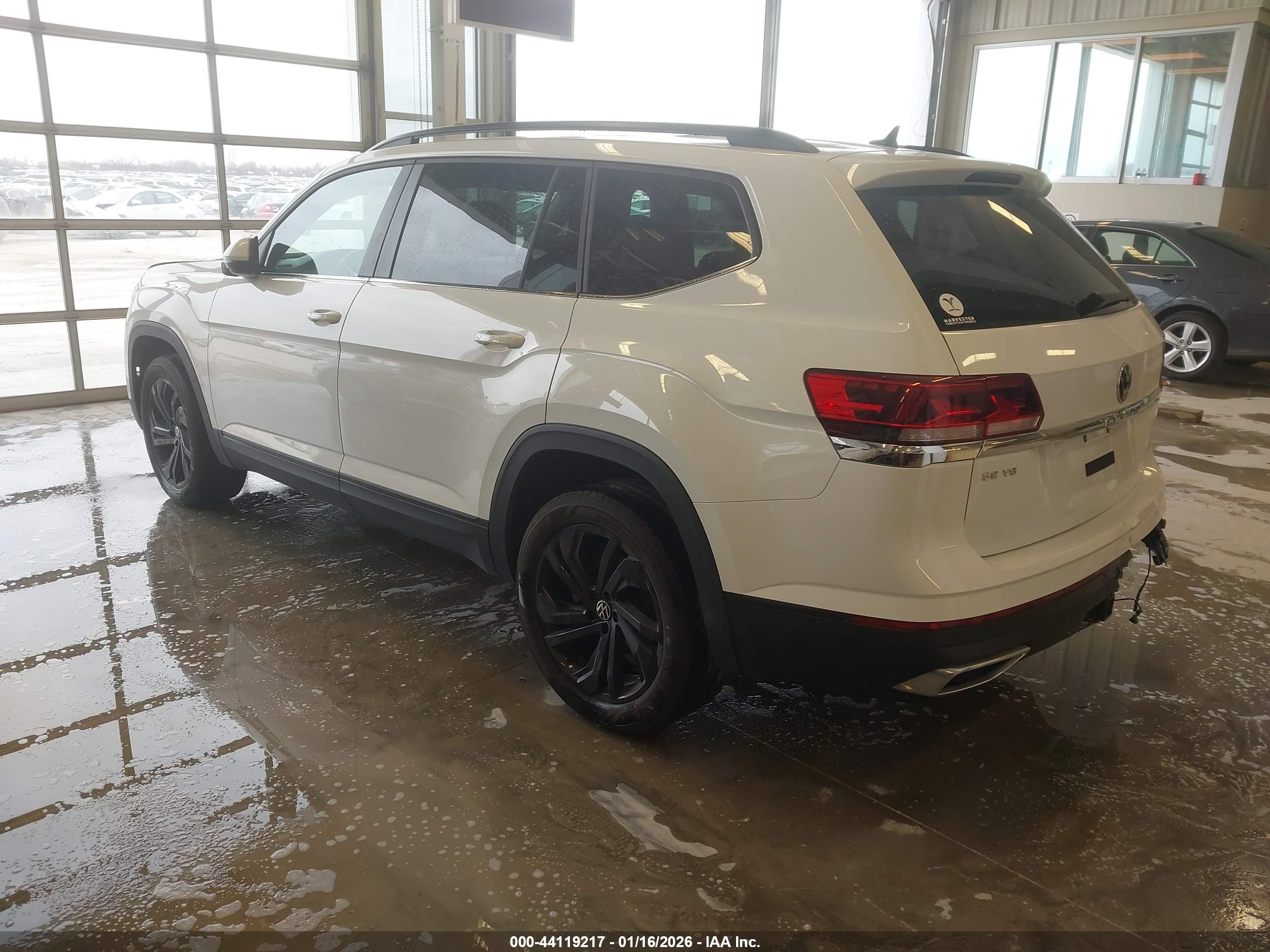 VOLKSWAGEN ATLAS image 3