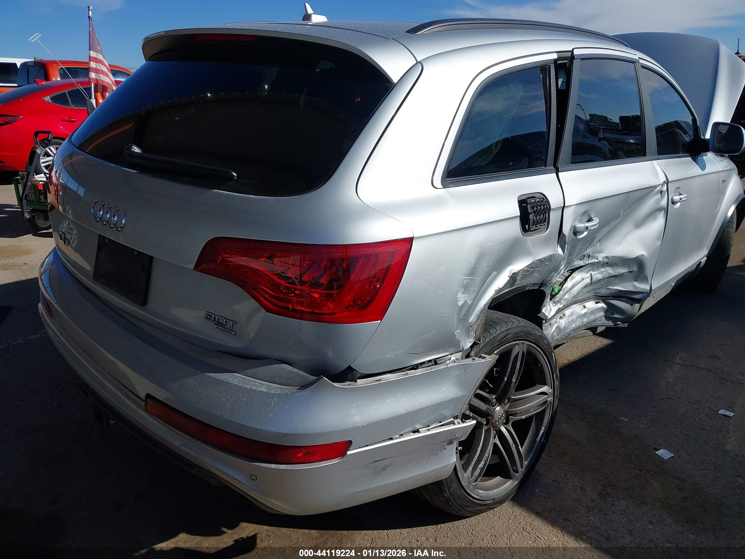 AUDI Q7 image 6