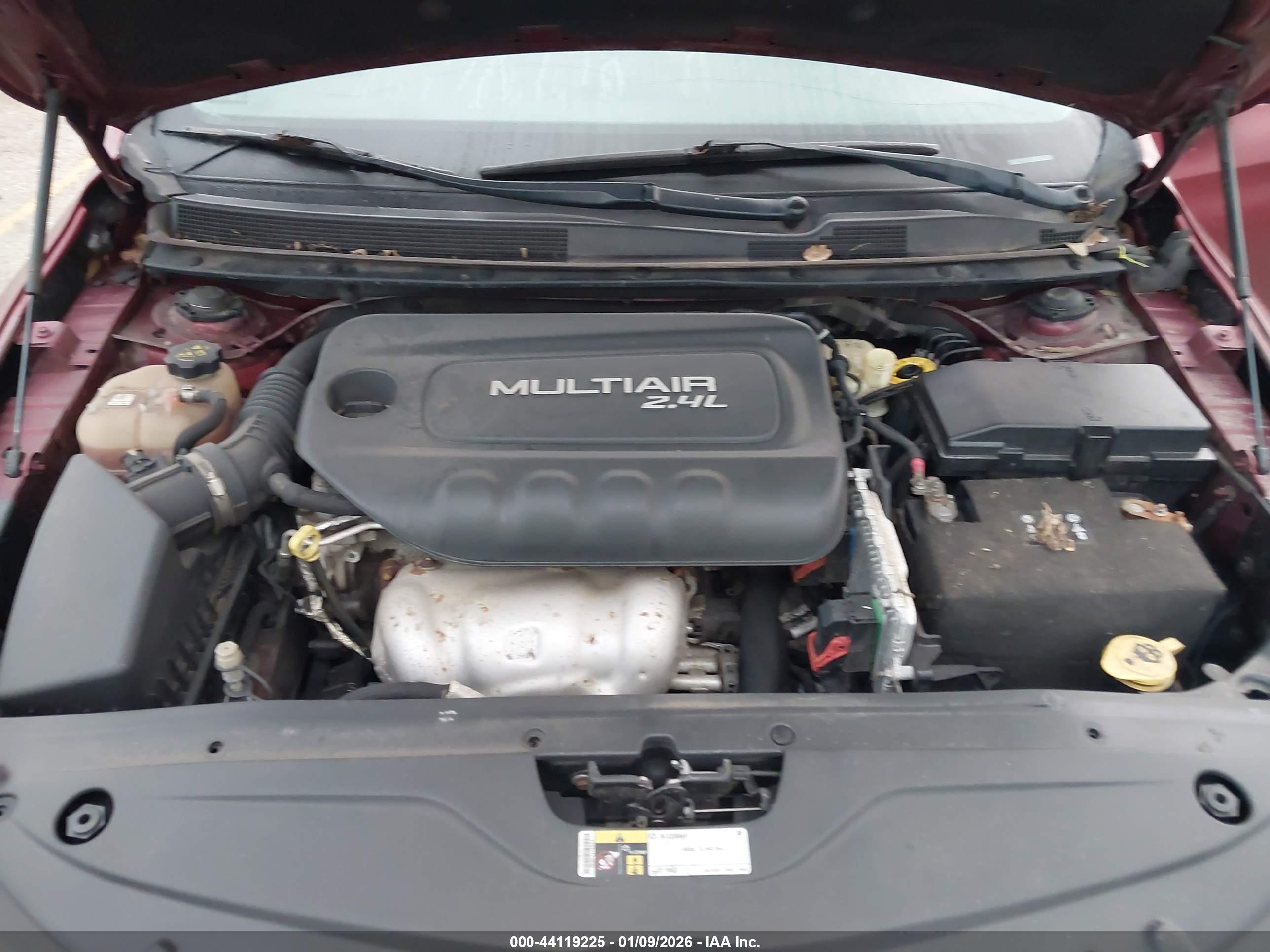 CHRYSLER 200 image 10
