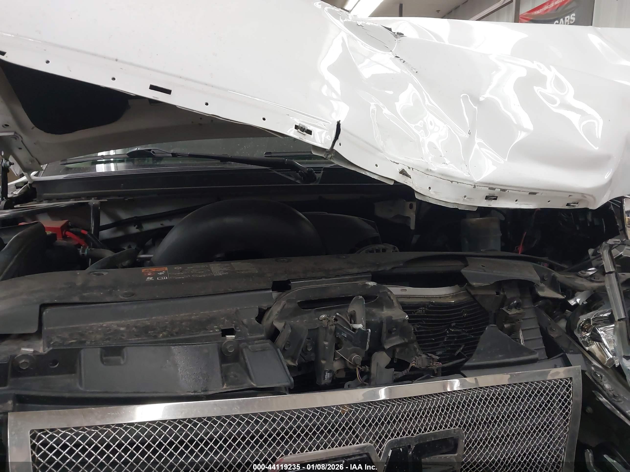 GMC YUKON image 10