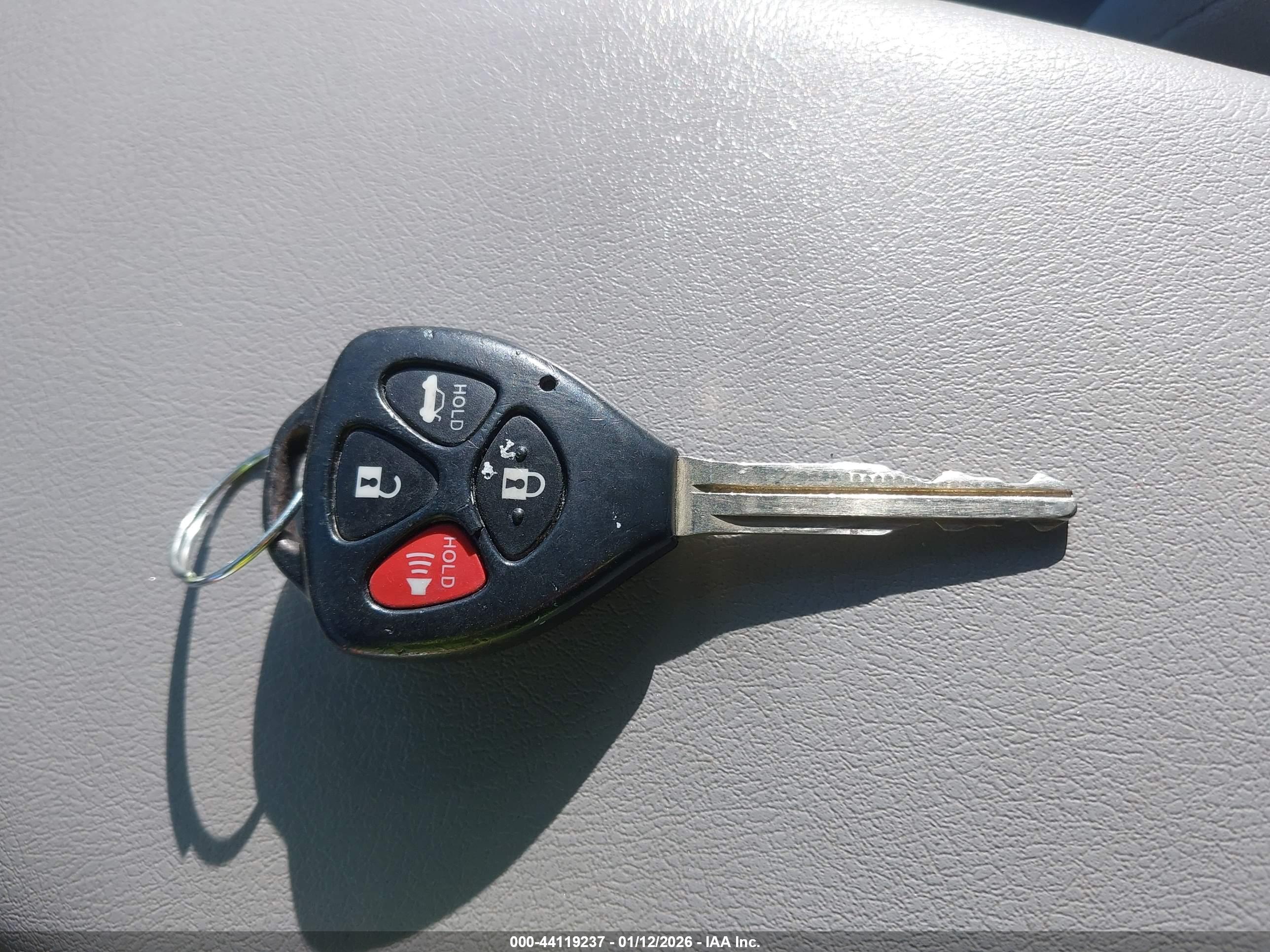 TOYOTA CAMRY image 11
