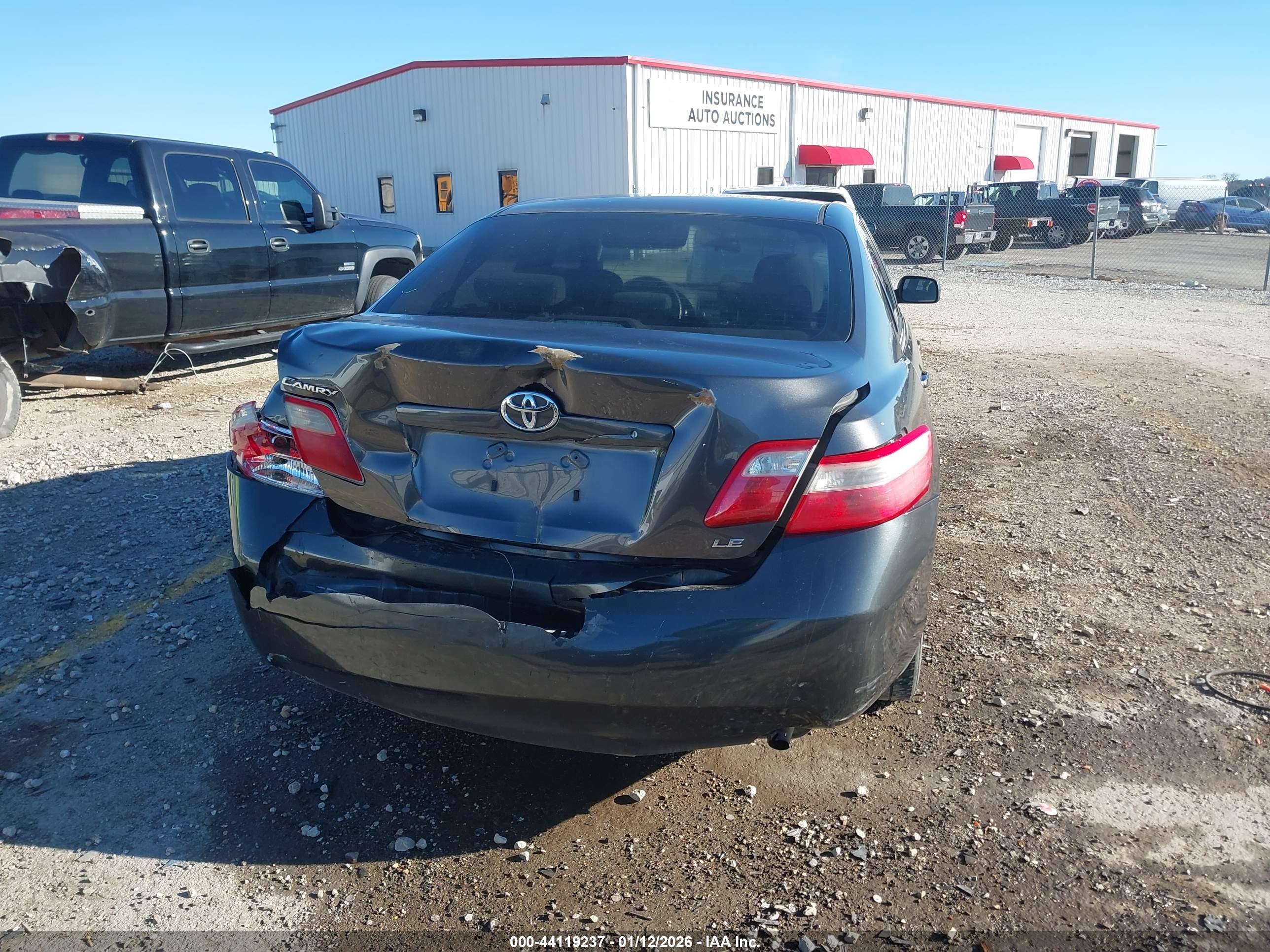 TOYOTA CAMRY image 6