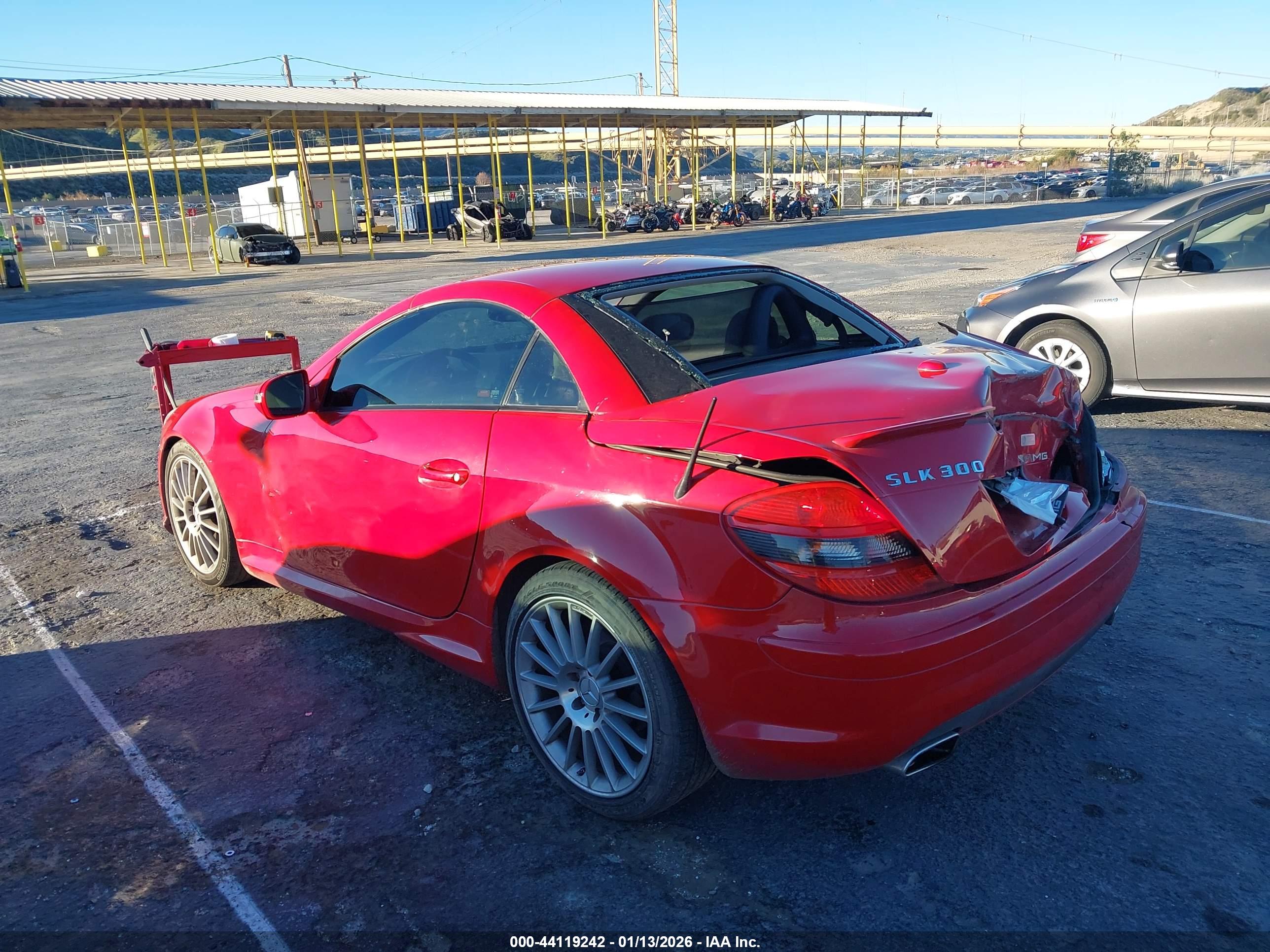 MERCEDES-BENZ SLK image 3