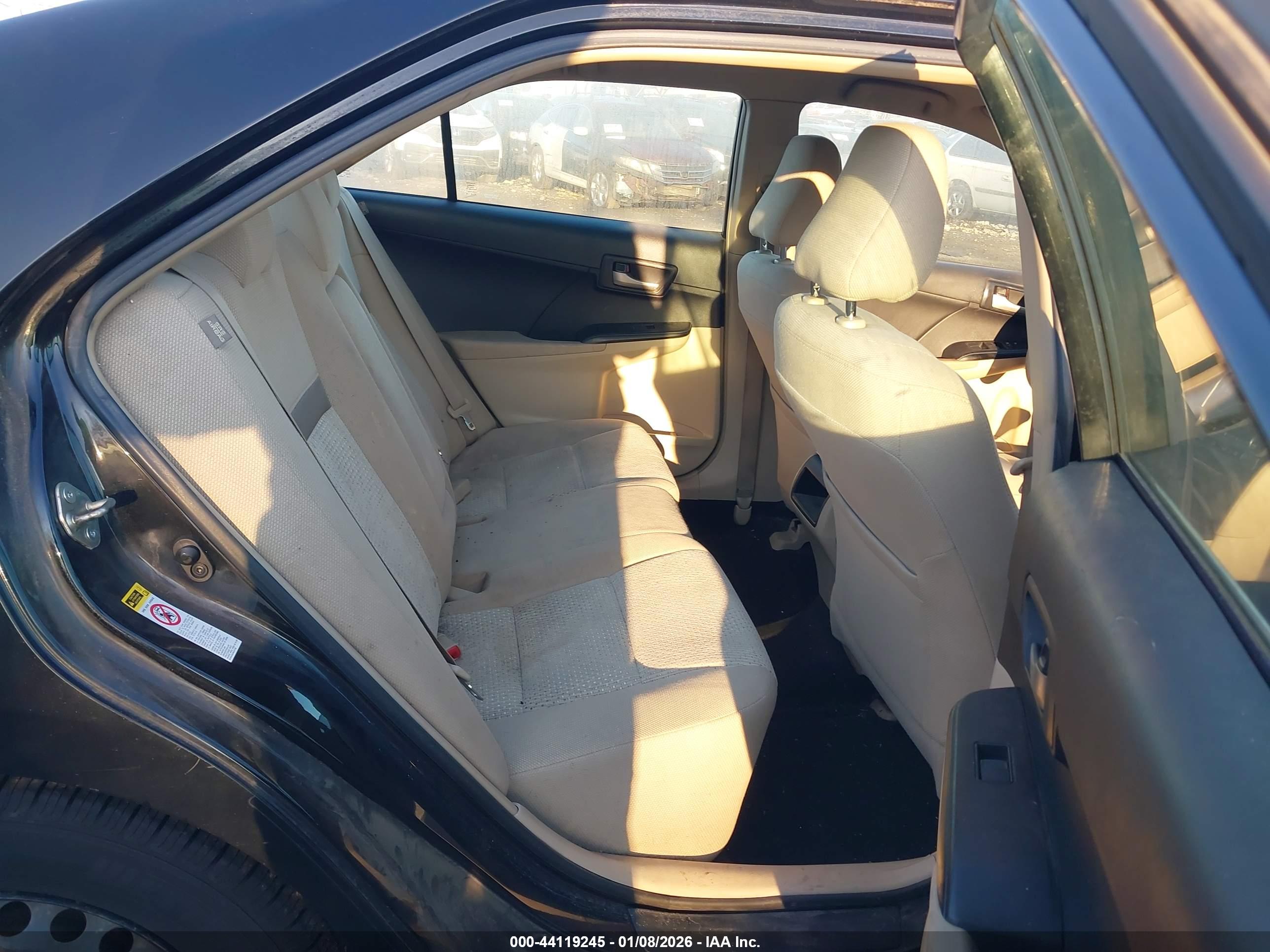 TOYOTA CAMRY image 8