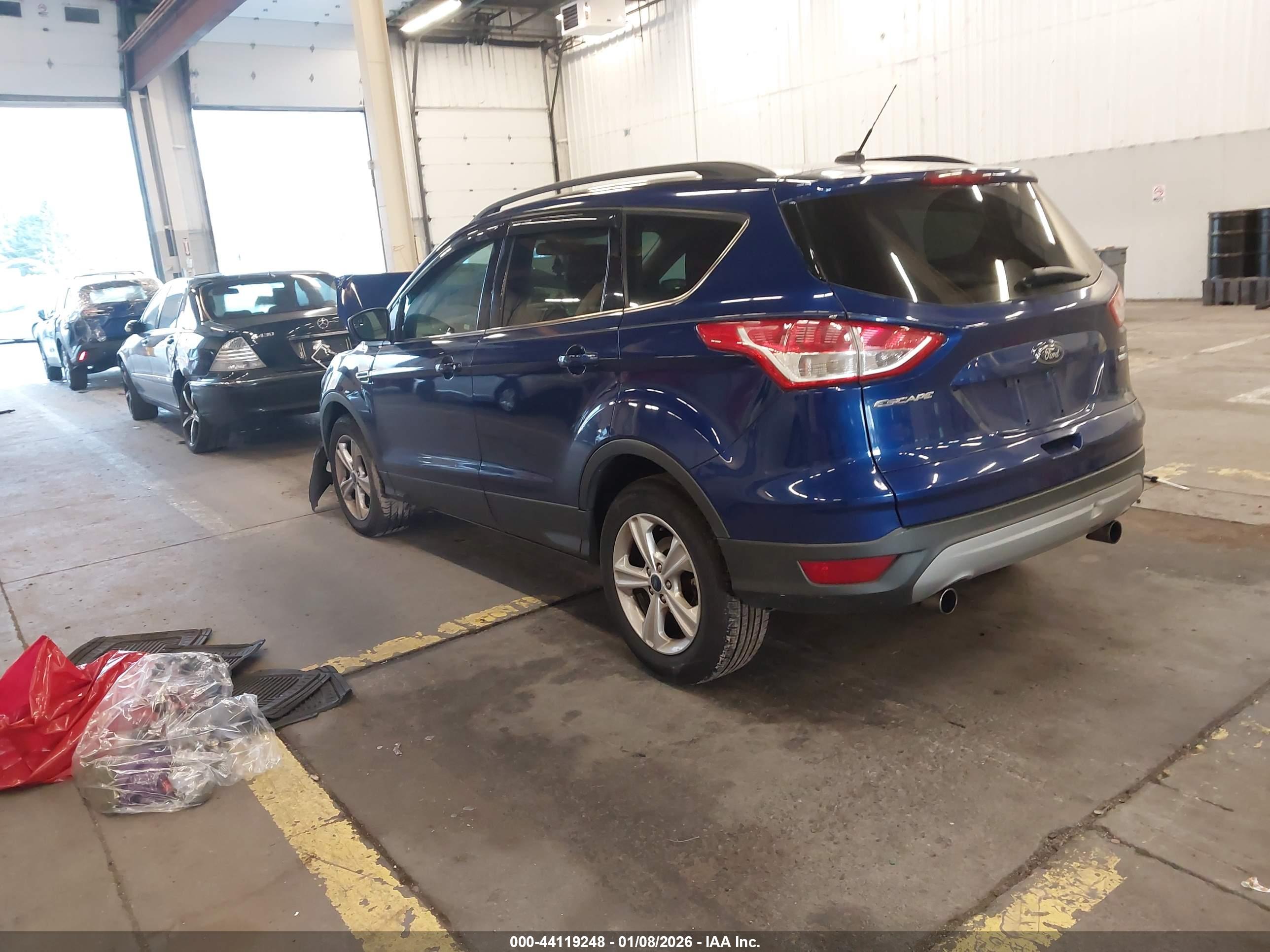FORD ESCAPE image 3