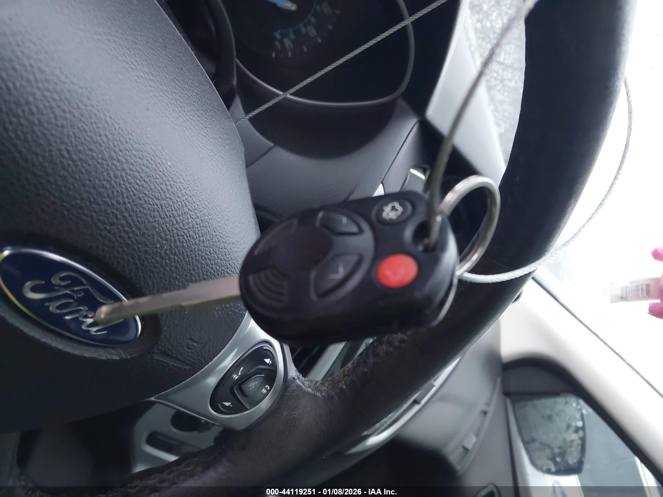 FORD FOCUS image 11