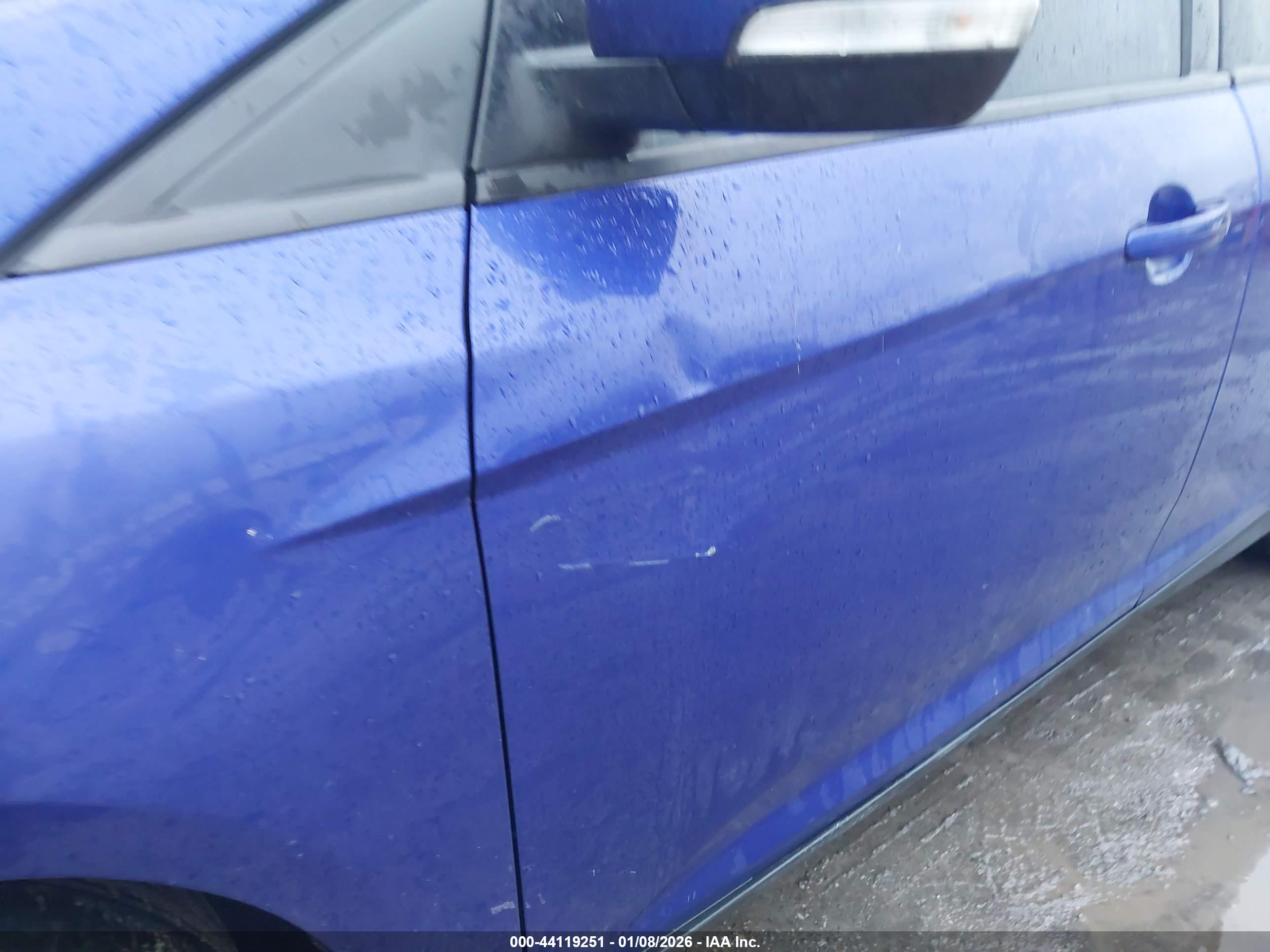 FORD FOCUS image 6