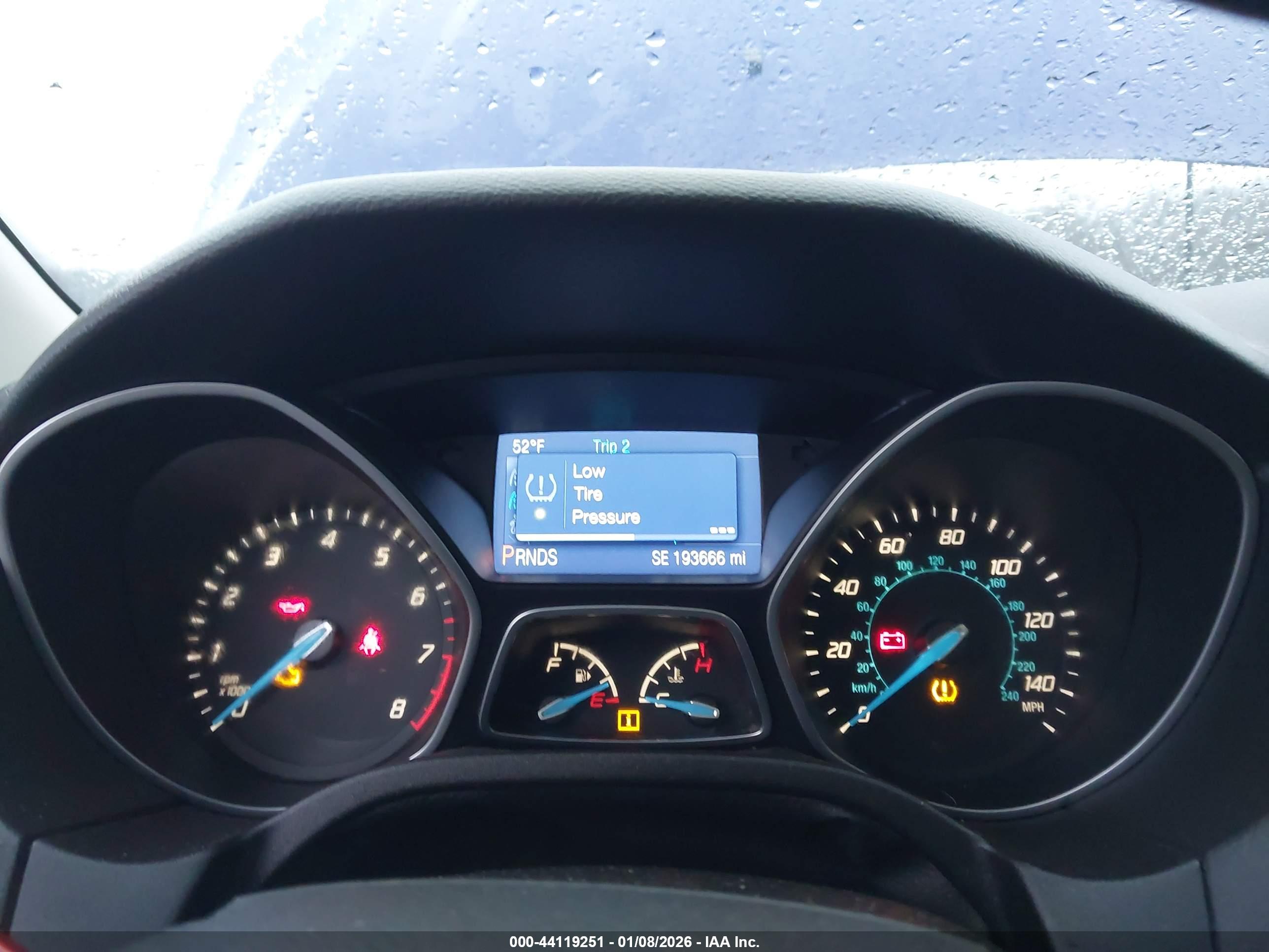 FORD FOCUS image 7